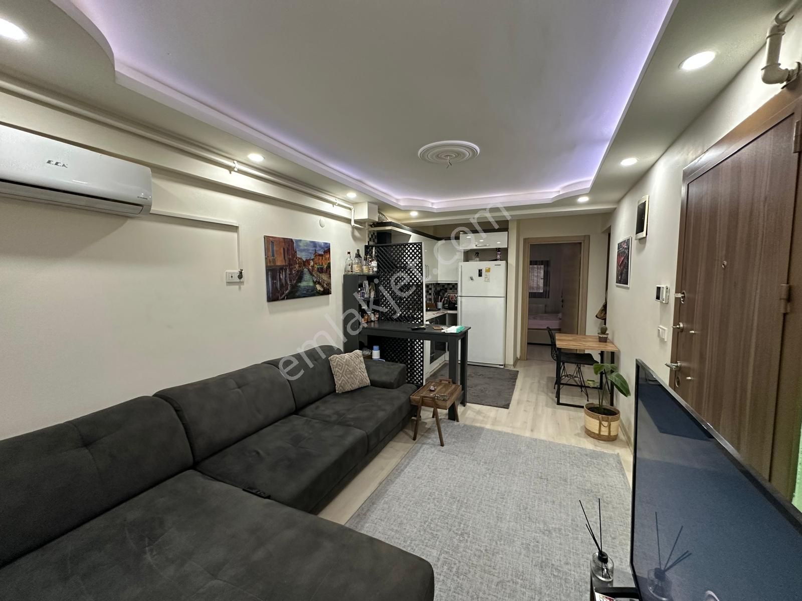 İzmir Çiğli Balatçık'ta Satılık 2+1 Eşyalı Daire Cb-ph - Görsel 2