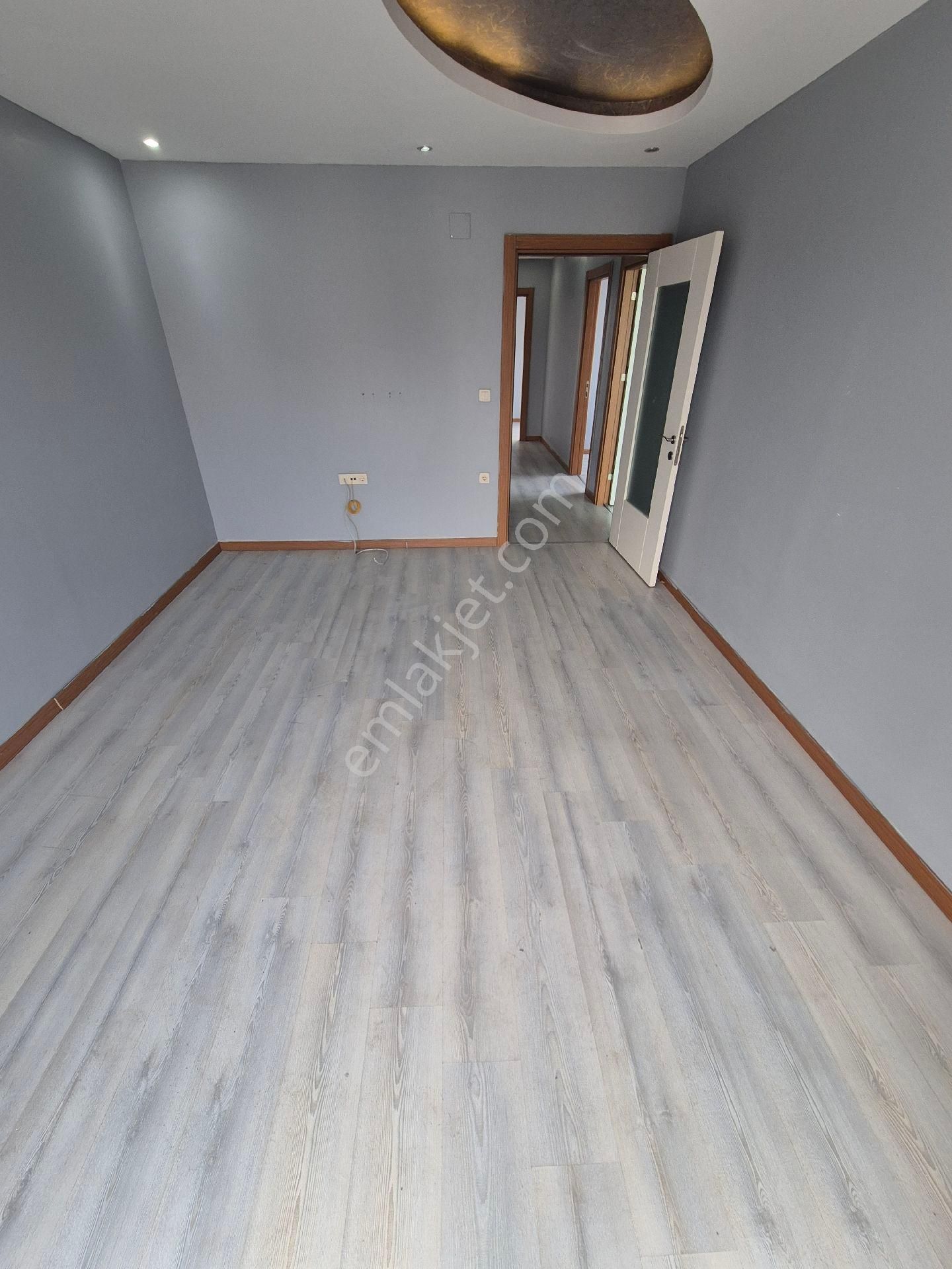 Gültepe'de 3+1 Kapalı Mutfak Bulvar Üzeri Az Katlı Kiralık Daire - Görsel 8