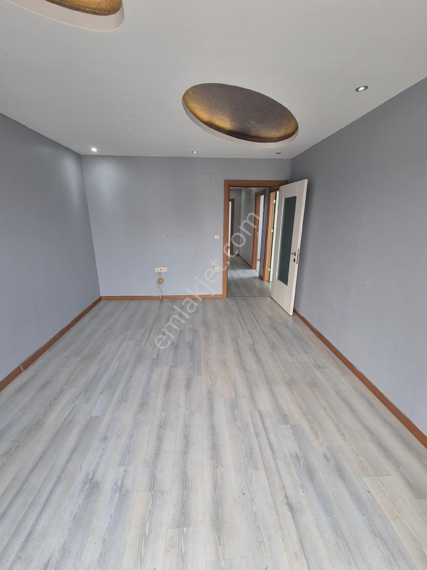 Gültepe'de 3+1 Kapalı Mutfak Bulvar Üzeri Az Katlı Kiralık Daire - Görsel 9