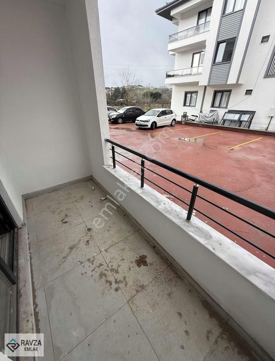 Ravza Emlak'tan 1+1 Geniş Kullanımlı Açık Otoparklı Daire - Görsel 8