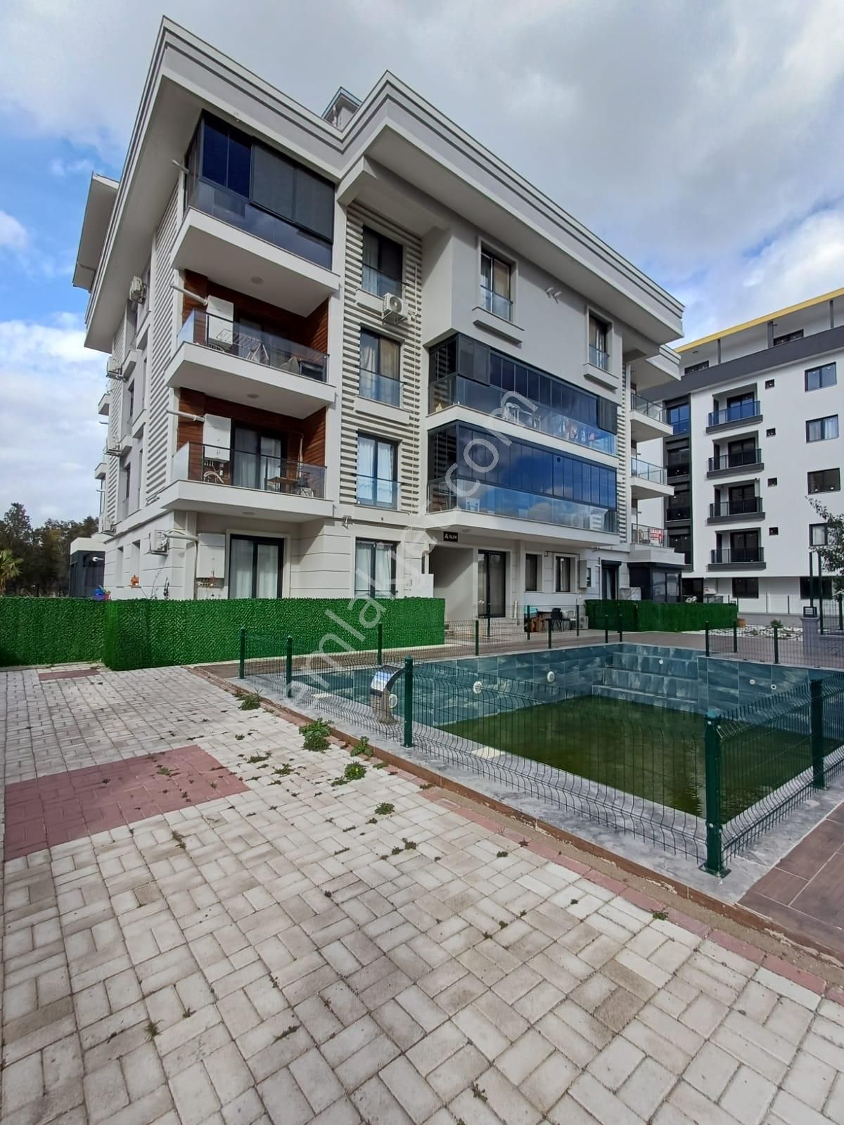 Seyrek'de Full Eşyalı Bahçeli 1+1 Daire - Görsel 2