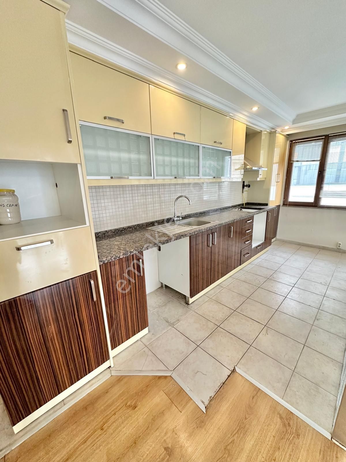 ▃artemin▃altıntepe'de Merkezi Konumda Ön Cephe 170m² 3+2 Dubleks - Görsel 6