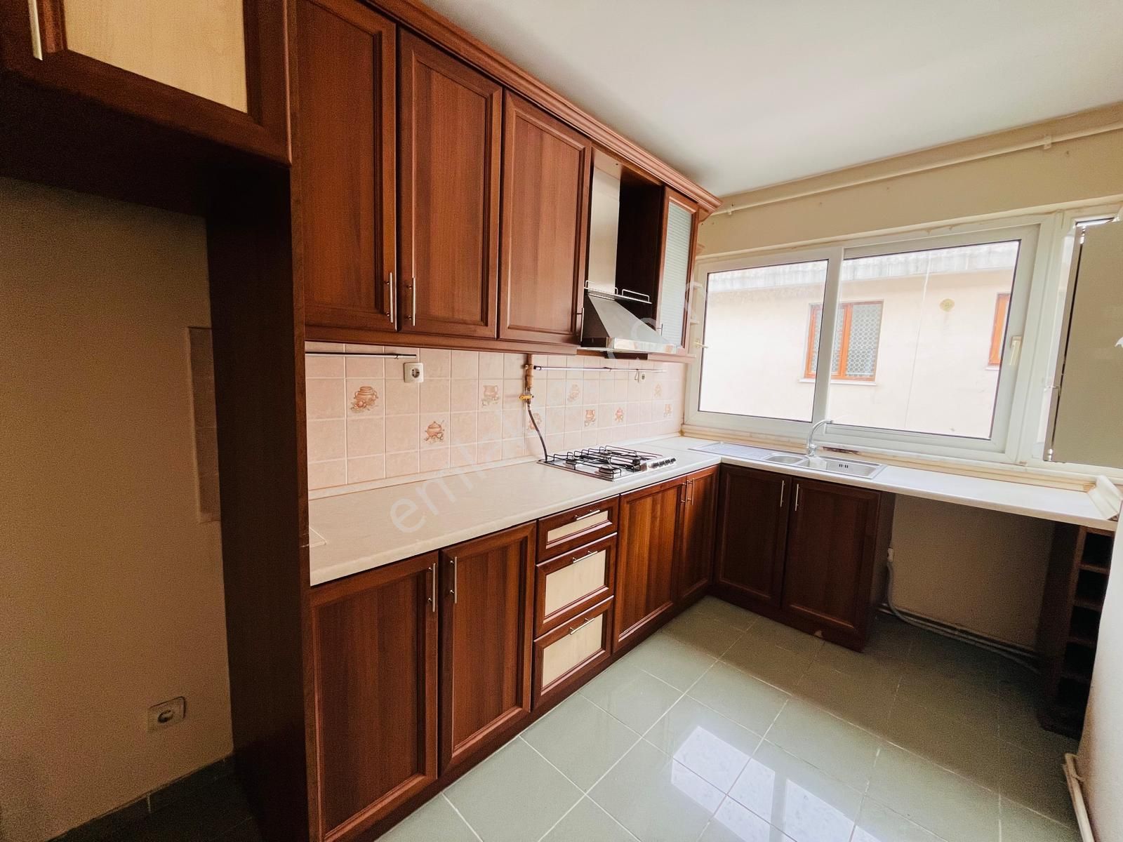 Göztepe Merdivenköy'de Şehir Hastanesine Minibüse.yakın 3+1 Asansörlü Otoparklı - Görsel 6