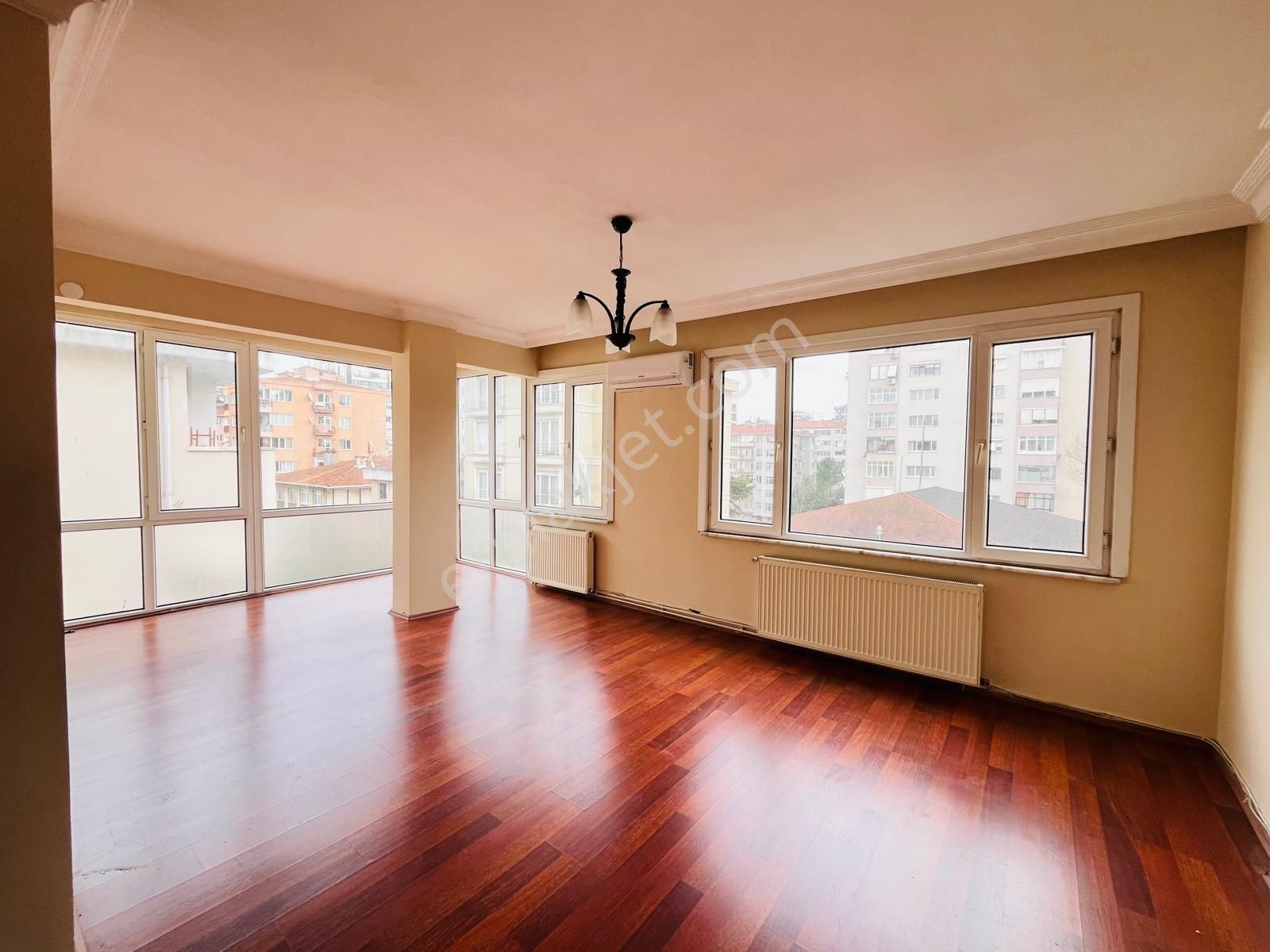 Göztepe Merdivenköy'de Şehir Hastanesine Minibüse.yakın 3+1 Asansörlü Otoparklı - Görsel 7