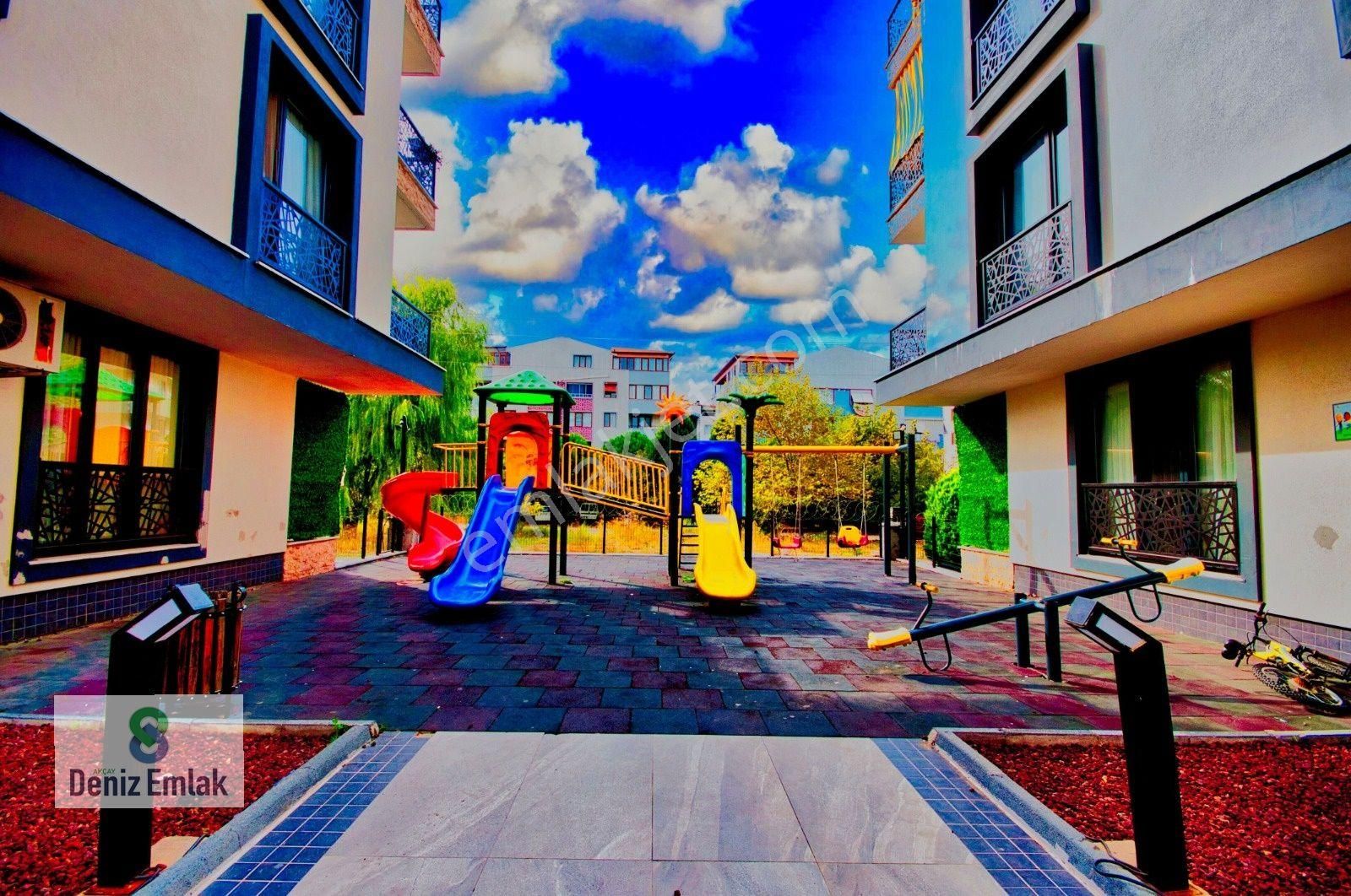 Denizden Akçayda Havuzlu Ebeveynli Otoparklı Satılık 2+1 Daire. - Görsel 6