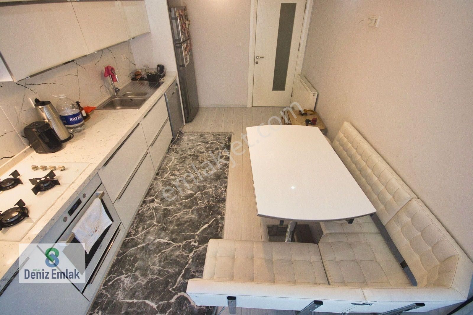 Denizden Akçayda Havuzlu Ebeveynli Otoparklı Satılık 2+1 Daire. - Görsel 32