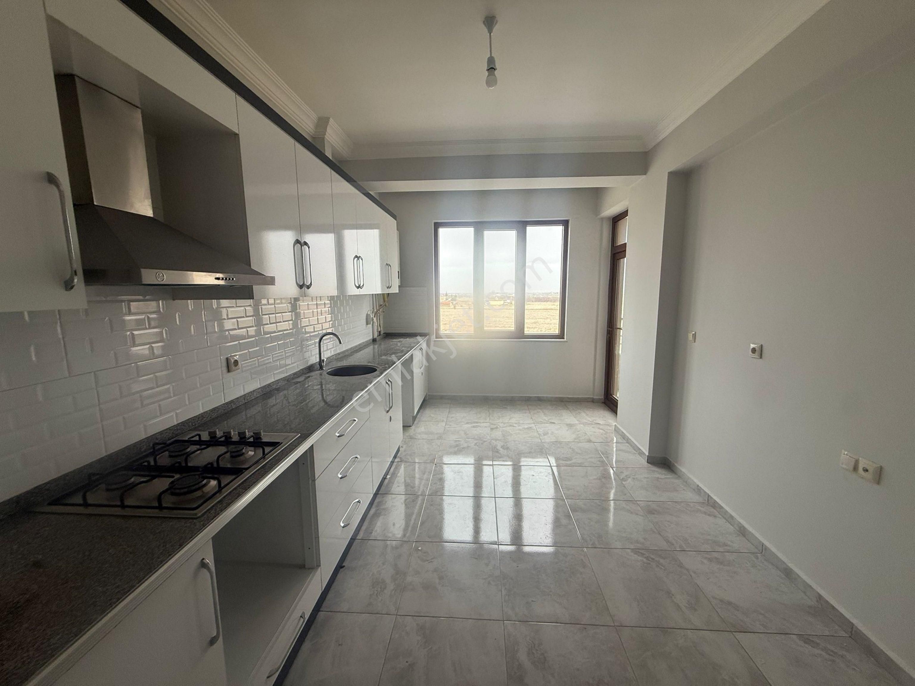 Rota’dan Kiralık Yarenler Mah. Ara Kat Güney Cephe Ferah Garajlı Daire - Görsel 5