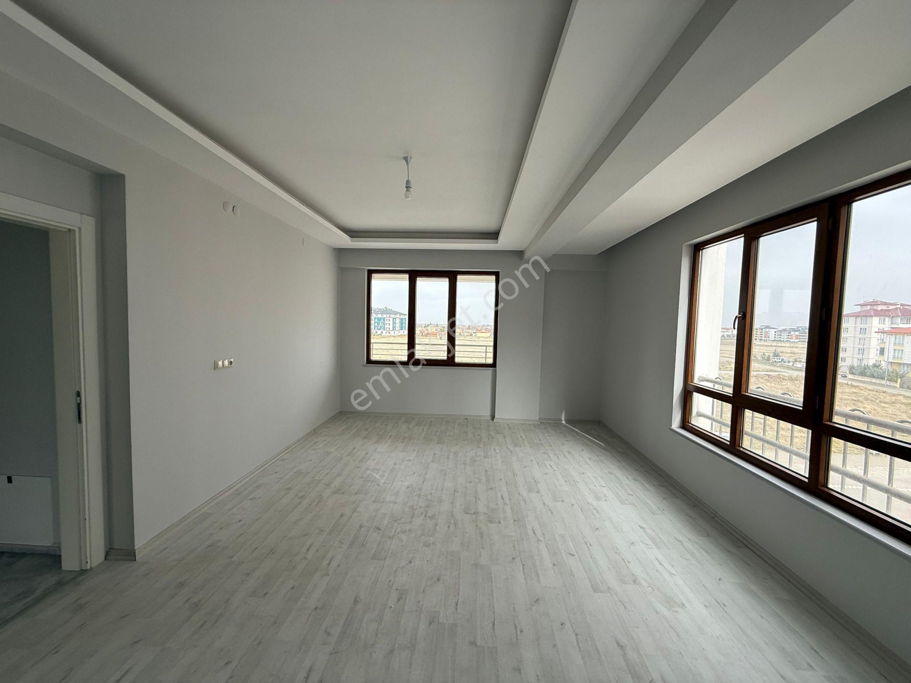 Rota’dan Kiralık Yarenler Mah. Ara Kat Güney Cephe Ferah Garajlı Daire - Görsel 12