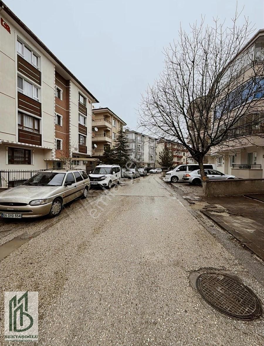 Gölbaşı Şafak Mahallesinde Merkezi Konumda Giriş Kat 3+1 Daire - Görsel 16