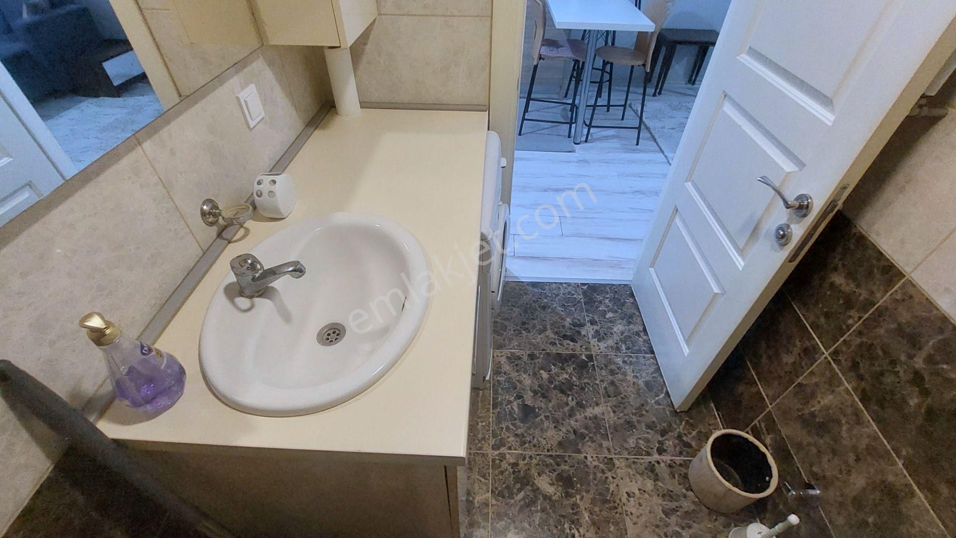 Ersin Emlak İstanbul-yeşilkent Mh*bura Residence*ful Eşyalı 1+1 - Görsel 19