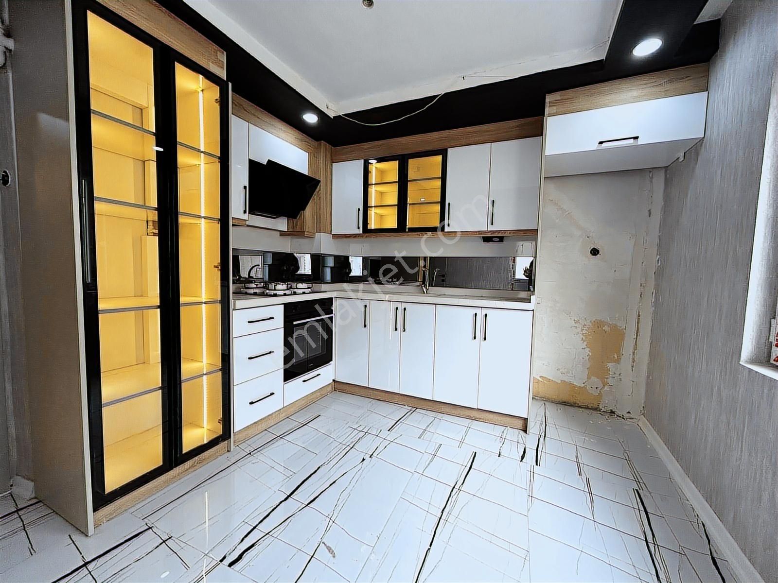 Plevne Mah'de 3+1 Ara Kat Ultra Lüx E.banyolu Giyinme Odalı Dair - Görsel 26