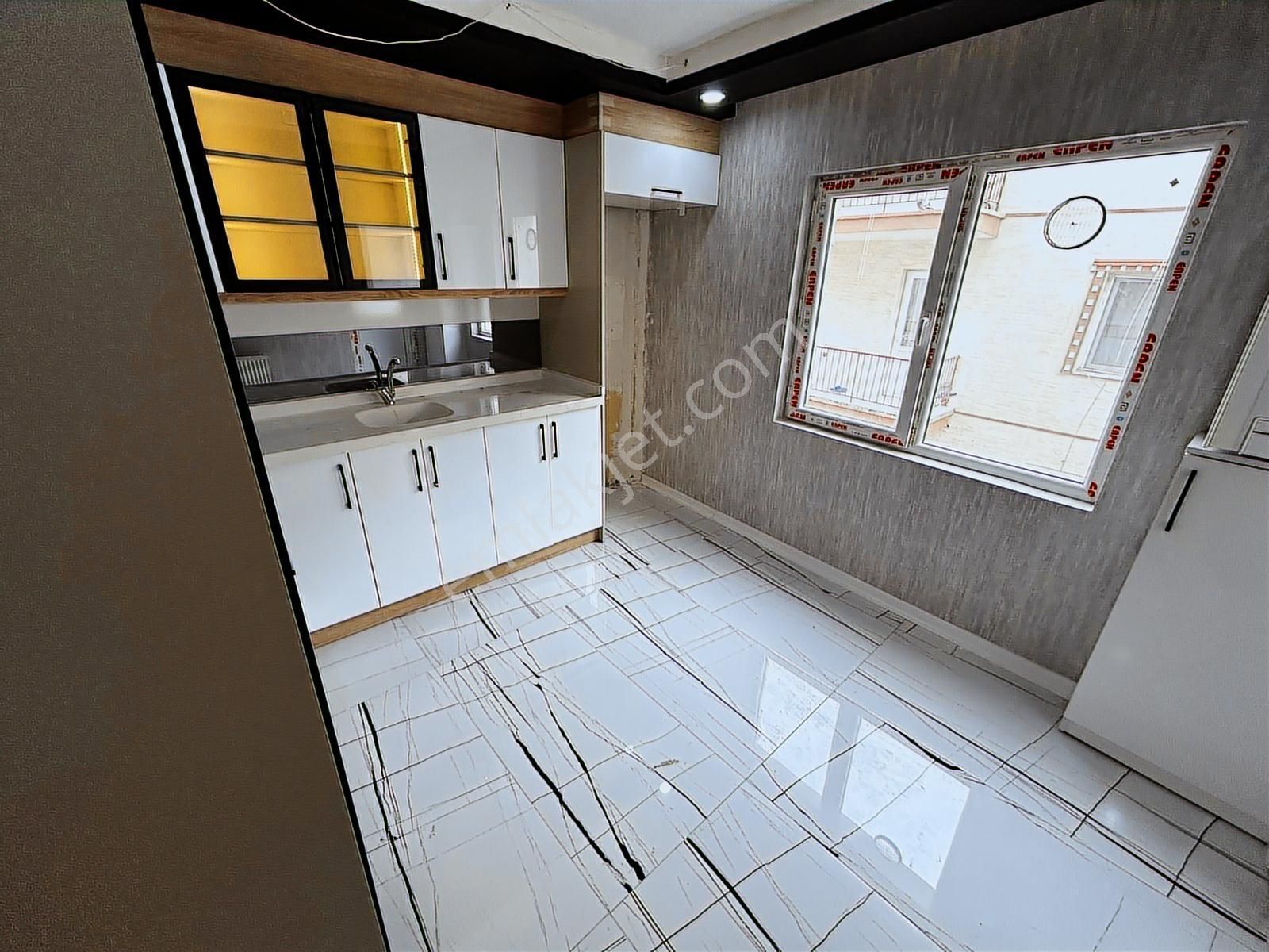 Plevne Mah'de 3+1 Ara Kat Ultra Lüx E.banyolu Giyinme Odalı Dair - Görsel 9