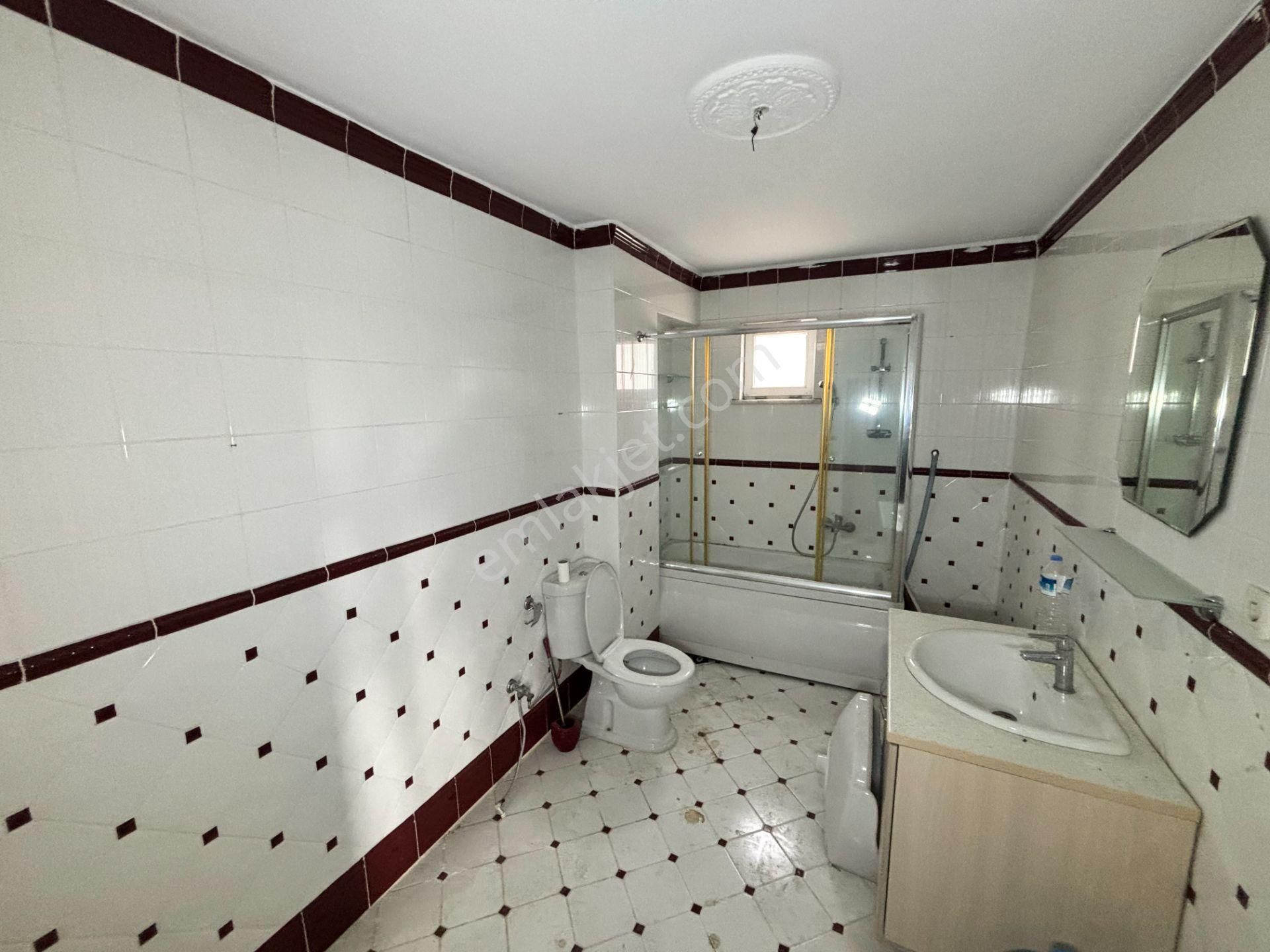 Ortaköy Boğaz Manzaralı Kiralık 3+2 Dubleks Daire - Görsel 21
