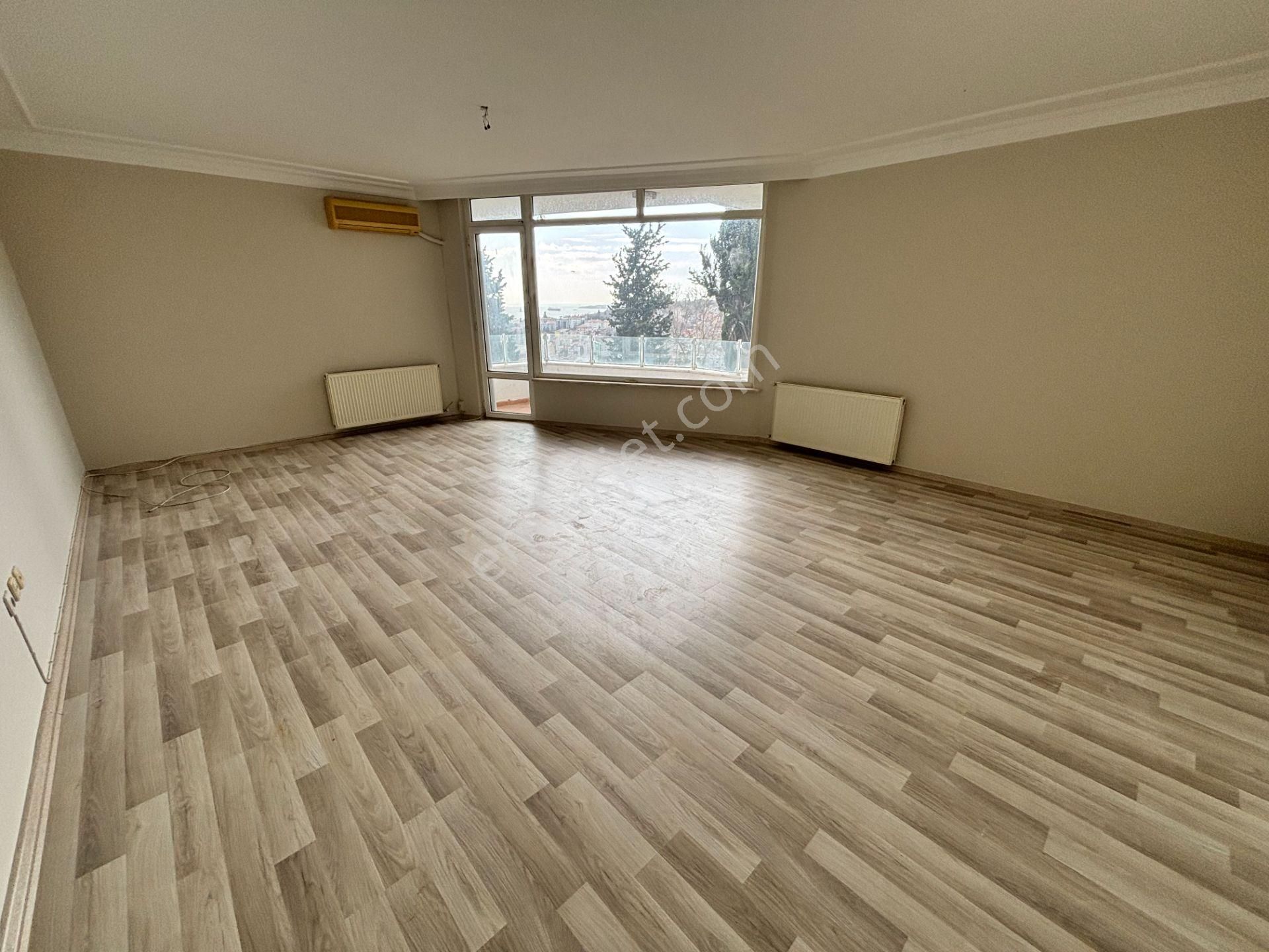Ortaköy Boğaz Manzaralı Kiralık 3+2 Dubleks Daire - Görsel 3