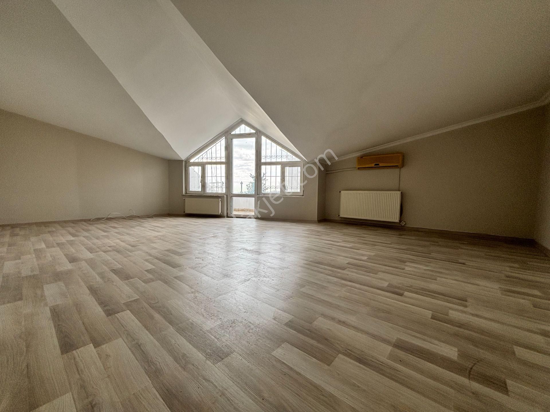 Ortaköy Boğaz Manzaralı Kiralık 3+2 Dubleks Daire - Görsel 30