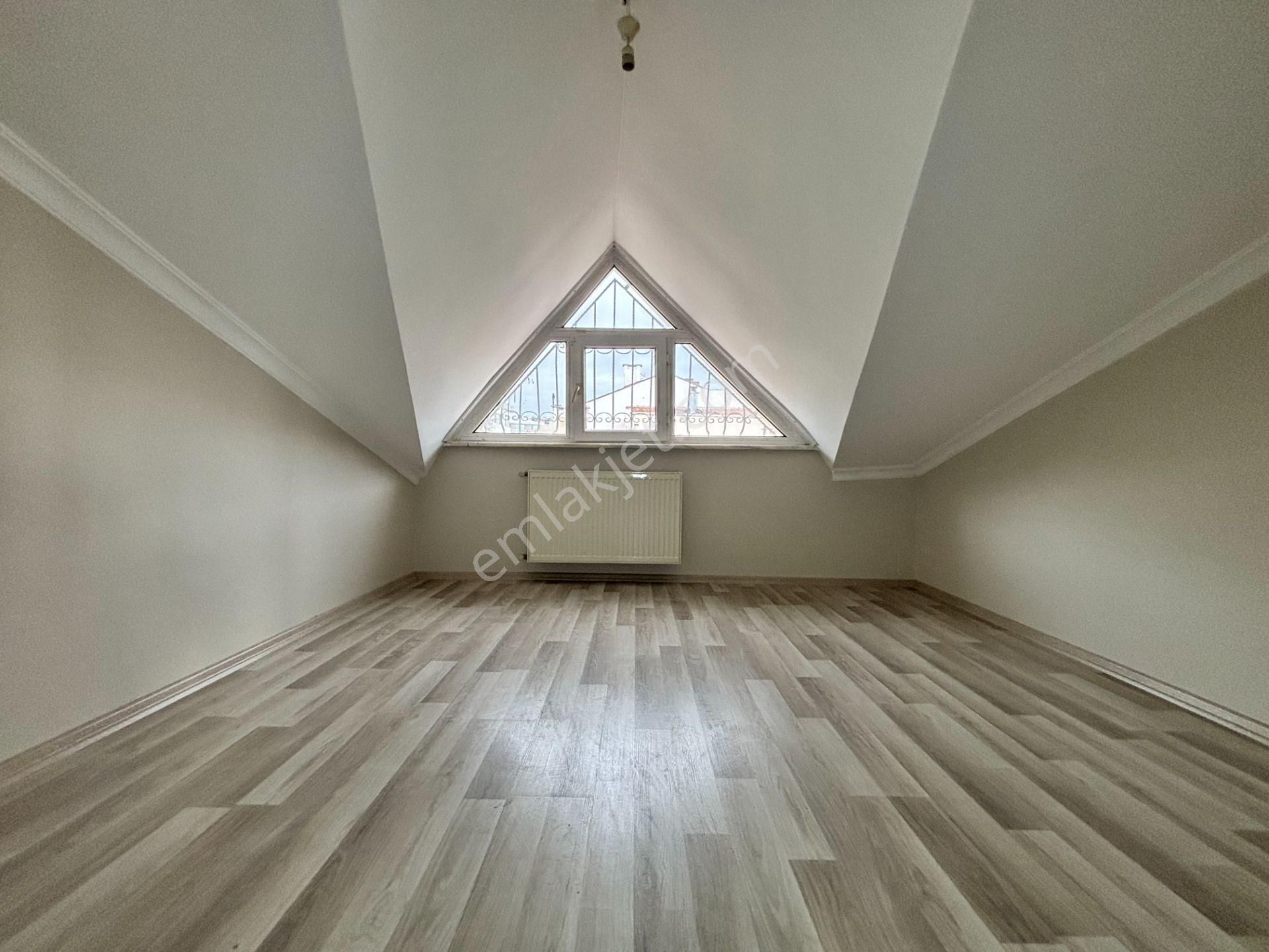 Ortaköy Boğaz Manzaralı Kiralık 3+2 Dubleks Daire - Görsel 33