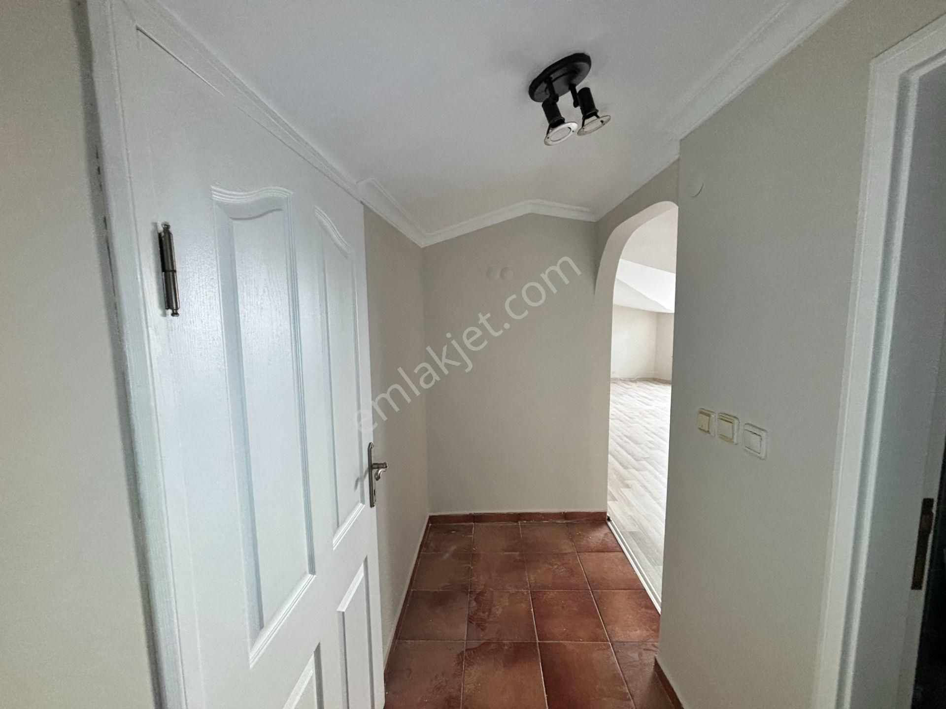 Ortaköy Boğaz Manzaralı Kiralık 3+2 Dubleks Daire - Görsel 32