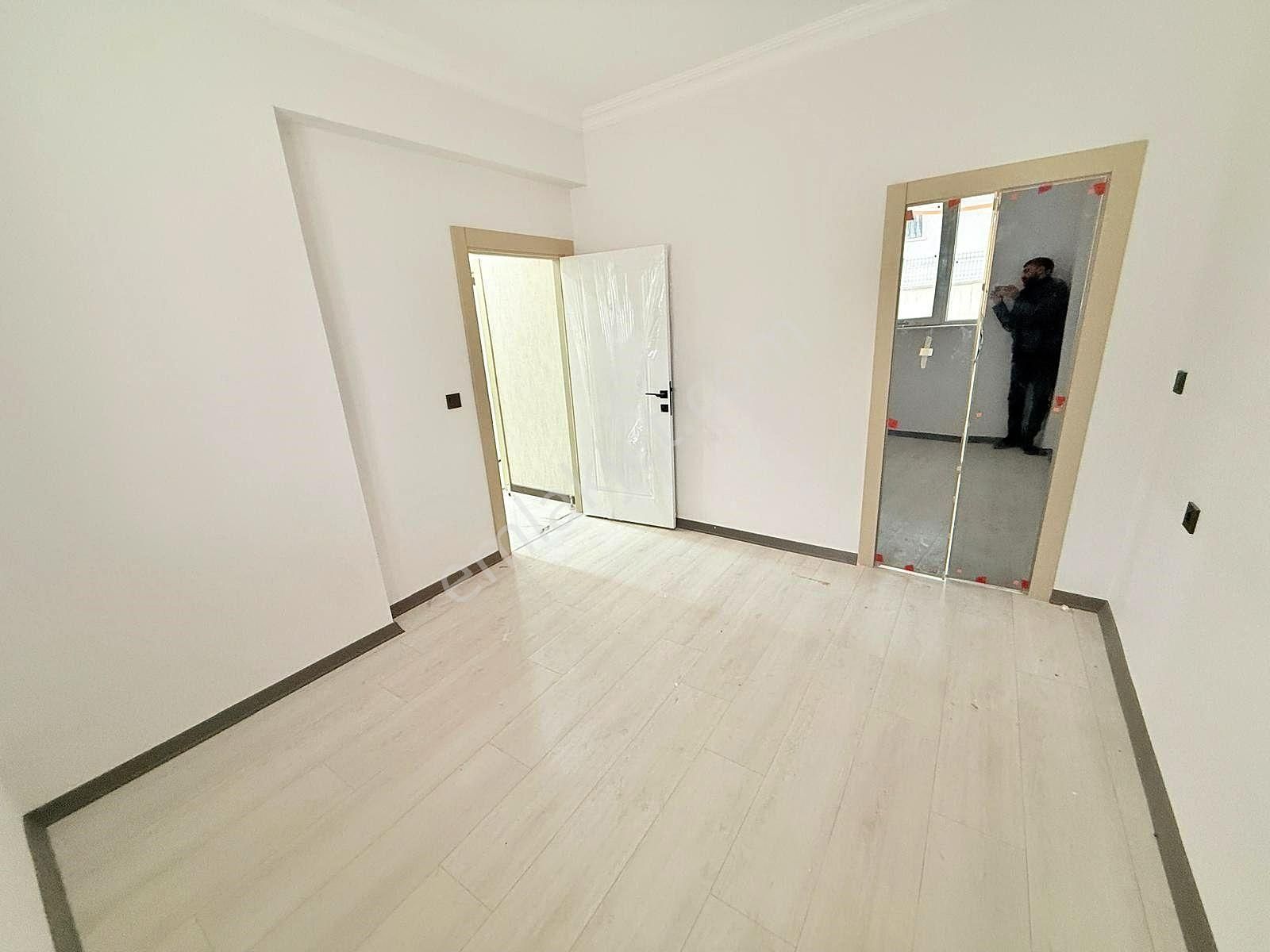 Yıldız'dan Kat Konumunda 100m2 Depolu Lüx 2+1 Fırsat Dairesi !!! - Görsel 23