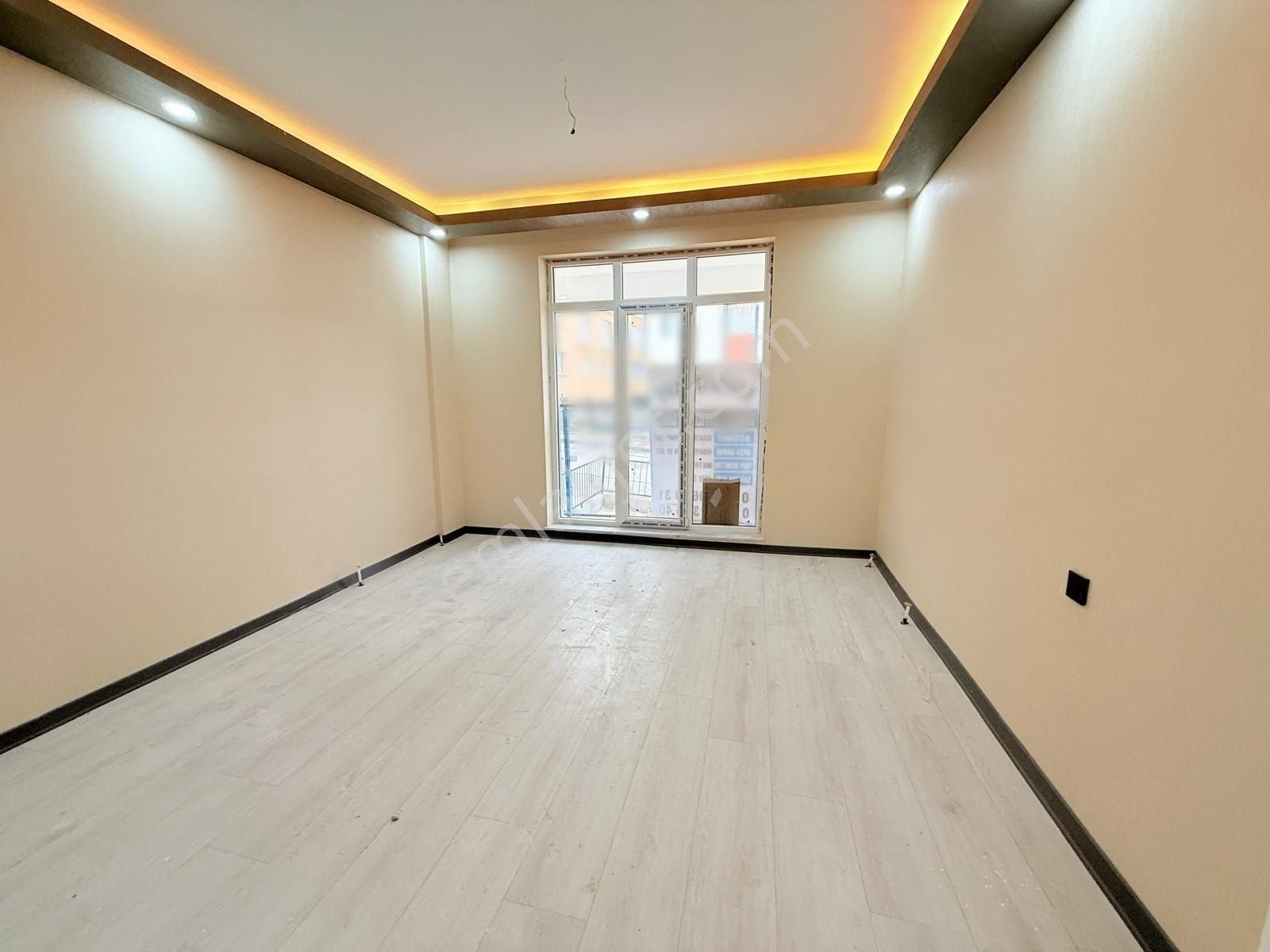 Yıldız'dan Kat Konumunda 100m2 Depolu Lüx 2+1 Fırsat Dairesi !!! - Görsel 8