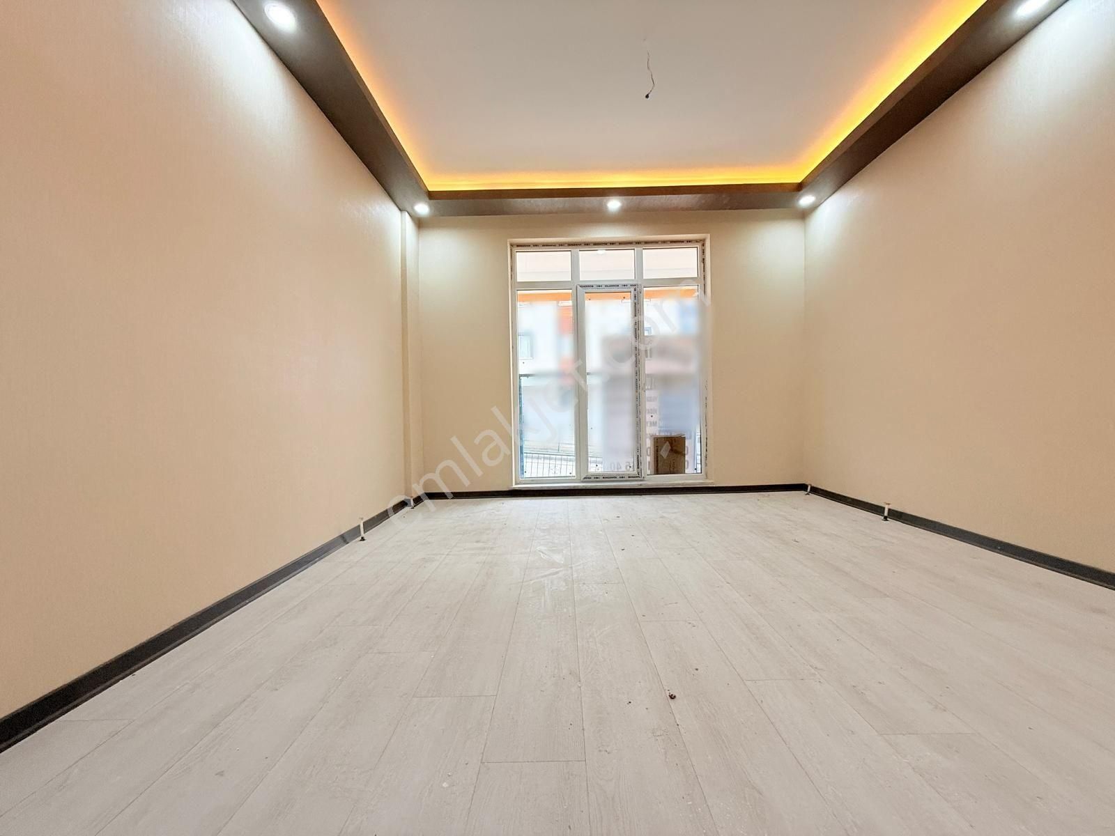 Yıldız'dan Kat Konumunda 100m2 Depolu Lüx 2+1 Fırsat Dairesi !!! - Görsel 14