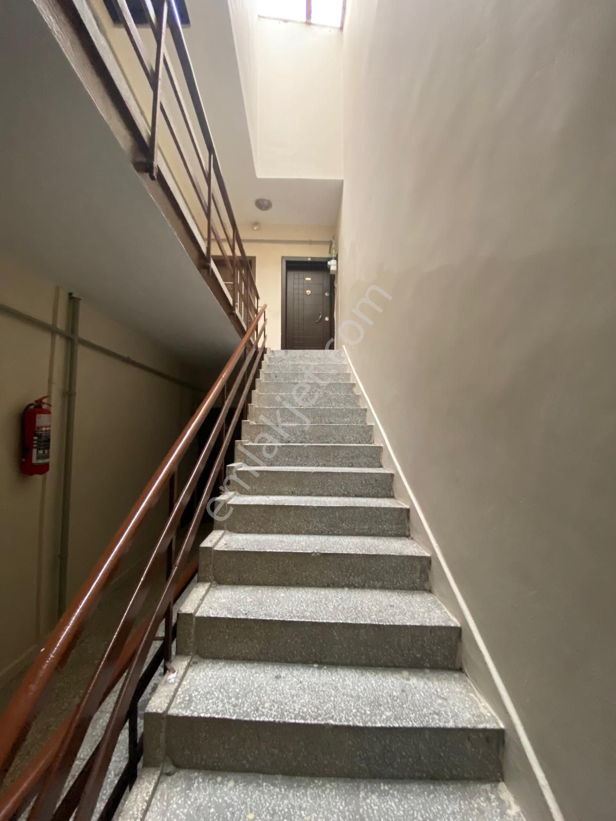 Trabzon'da Kiralık 2+1 Daire - Görsel 23