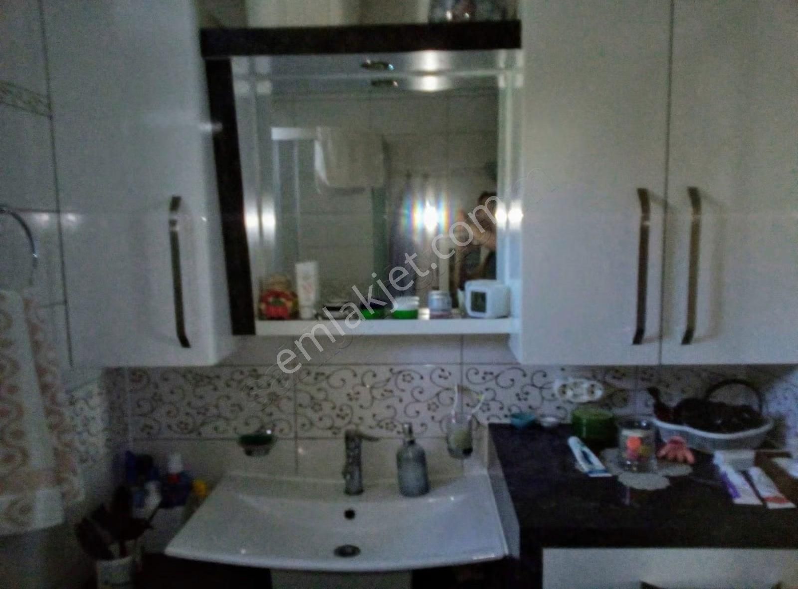 Kuşadası Ege Mahallesinde Havuzlu Doğalgazlı Satılık 3+1 Daire.. - Görsel 8