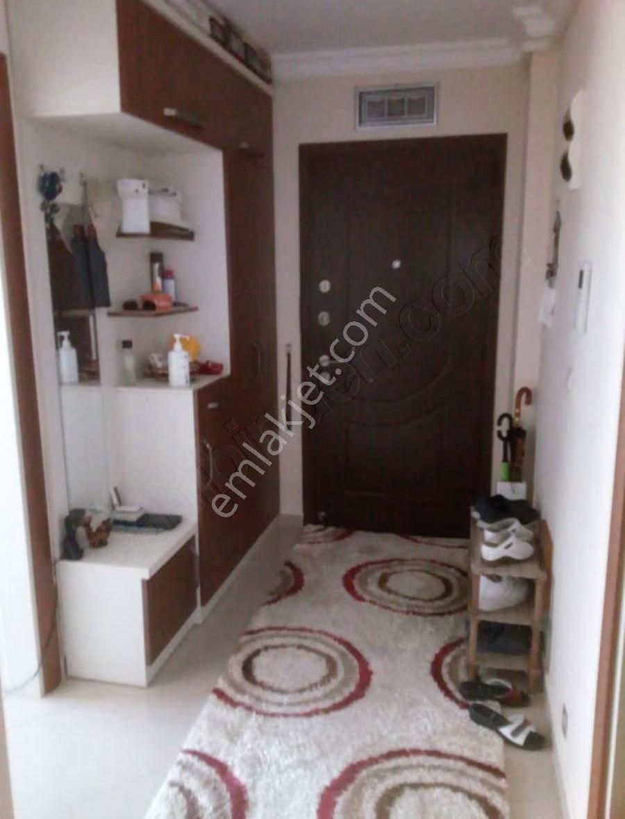 Kuşadası Ege Mahallesinde Havuzlu Doğalgazlı Satılık 3+1 Daire.. - Görsel 31