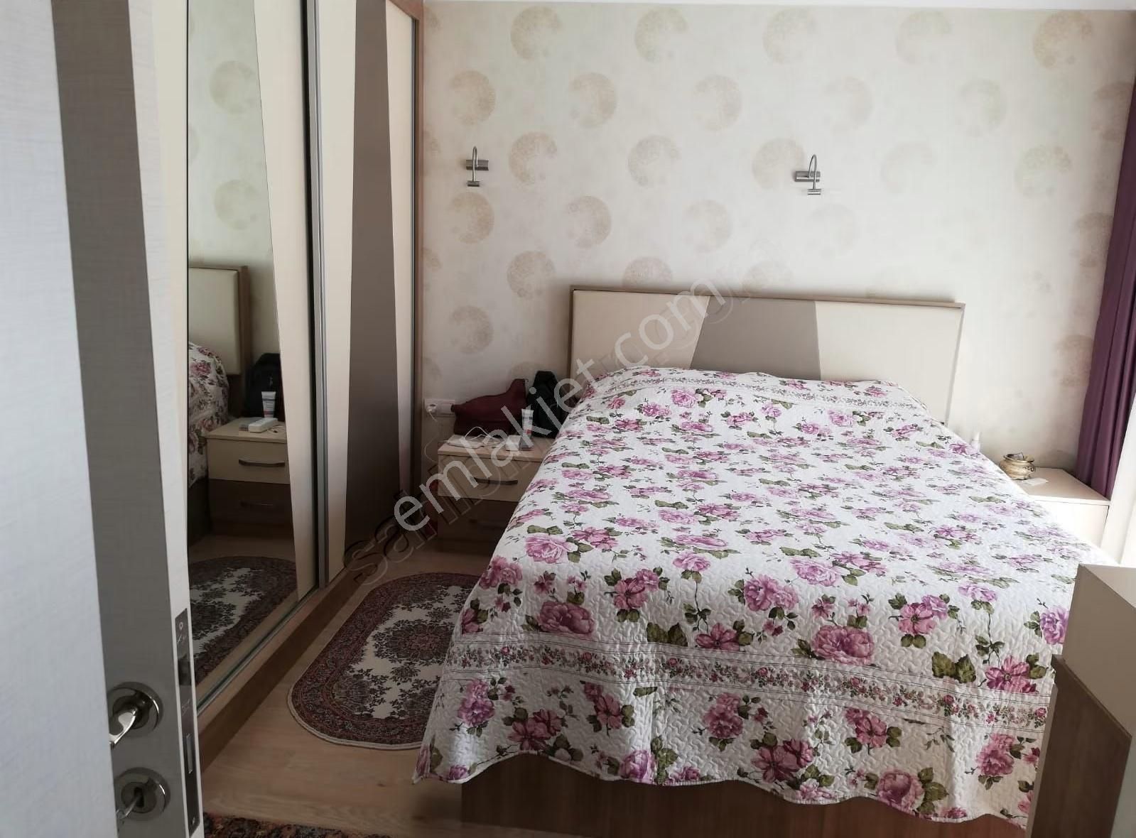 Kuşadası Ege Mahallesinde Havuzlu Doğalgazlı Satılık 3+1 Daire.. - Görsel 30