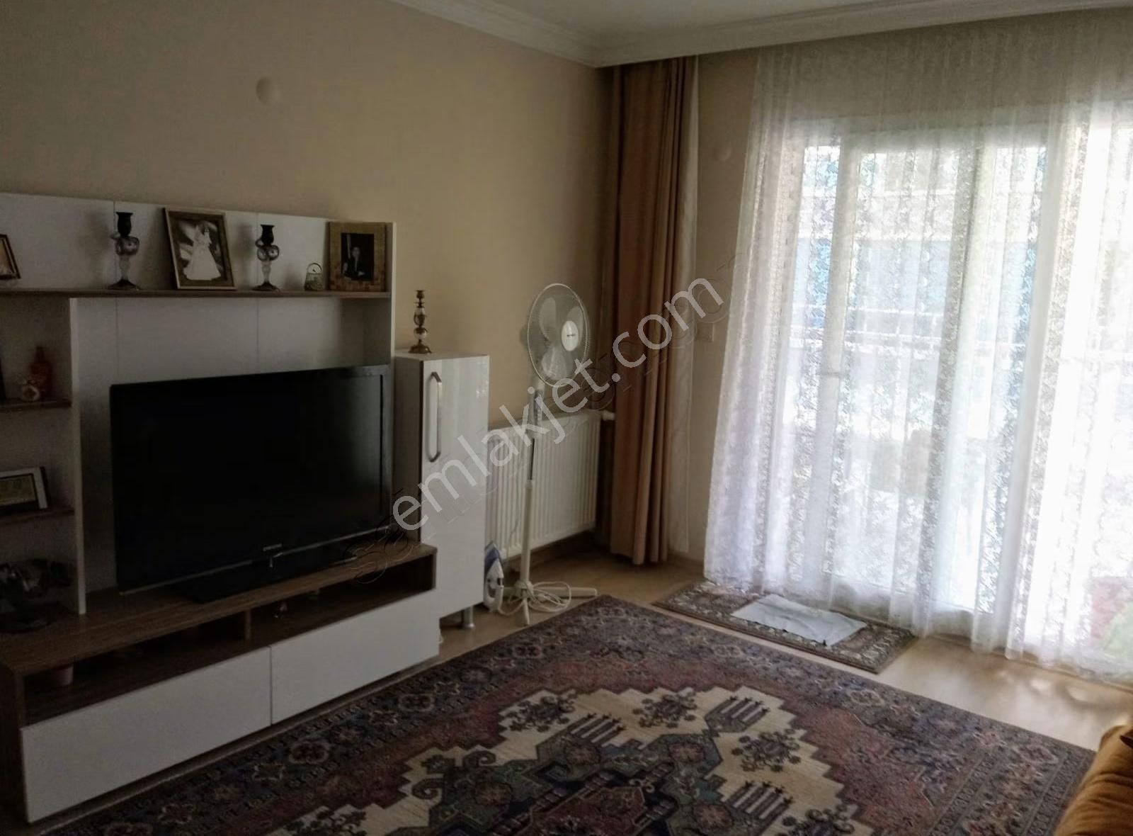 Kuşadası Ege Mahallesinde Havuzlu Doğalgazlı Satılık 3+1 Daire.. - Görsel 7