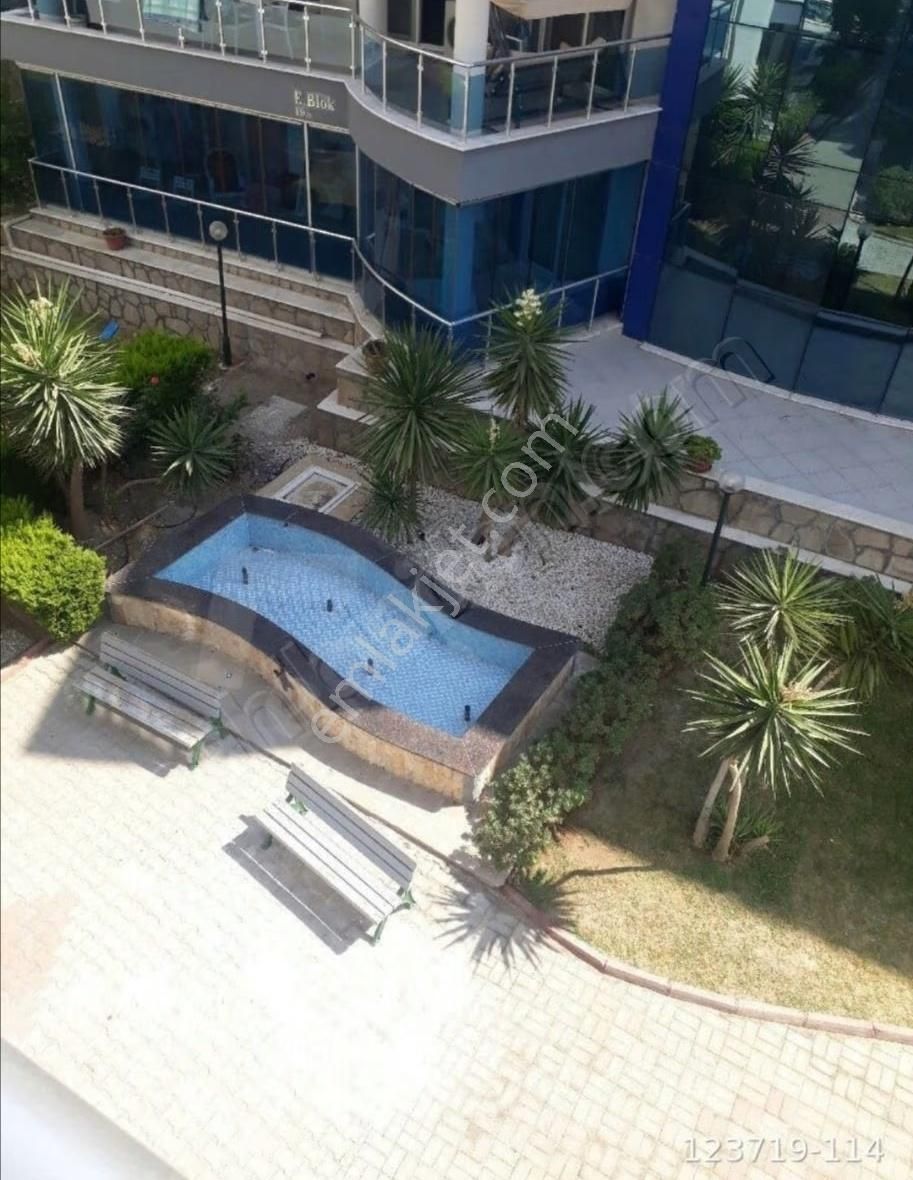 Kuşadası Ege Mahallesinde Havuzlu Doğalgazlı Satılık 3+1 Daire.. - Görsel 11