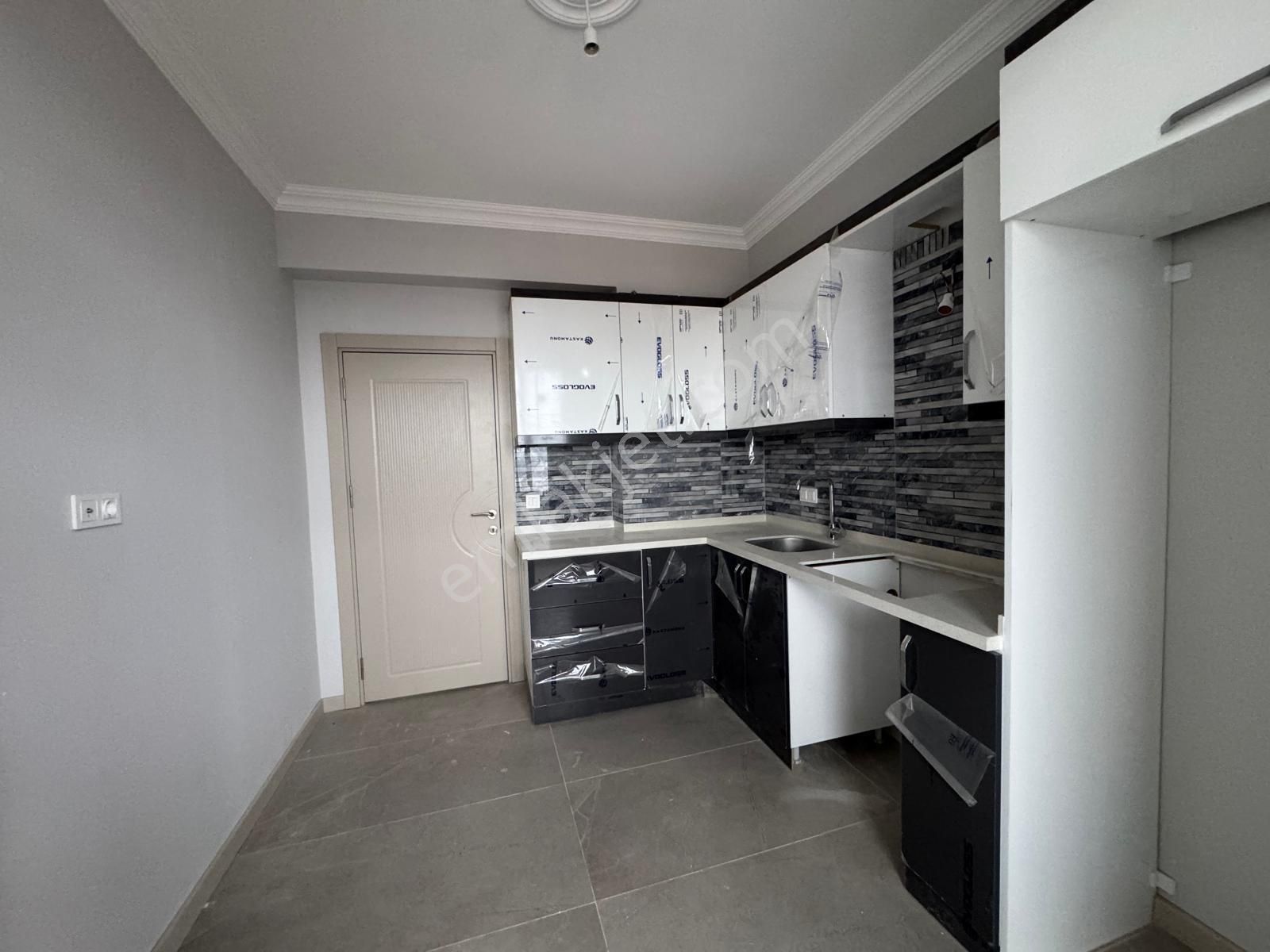 Zafer Mah. 2+1 Lüks Doğa Şehir Manzaralı Daire - Görsel 24