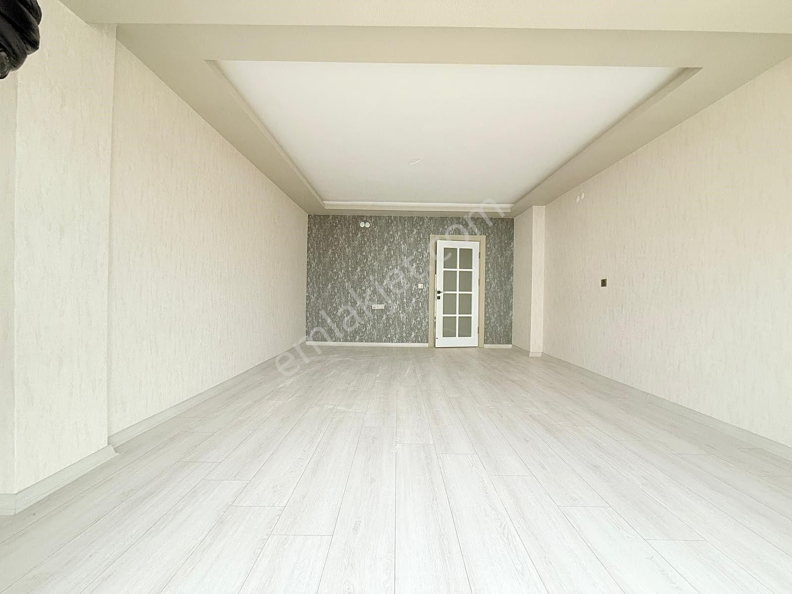 Yıldız'dan Köşe Başı Ara Kat Çok Geniş Park Cepheli 3+1 Fırsatı! - Görsel 10