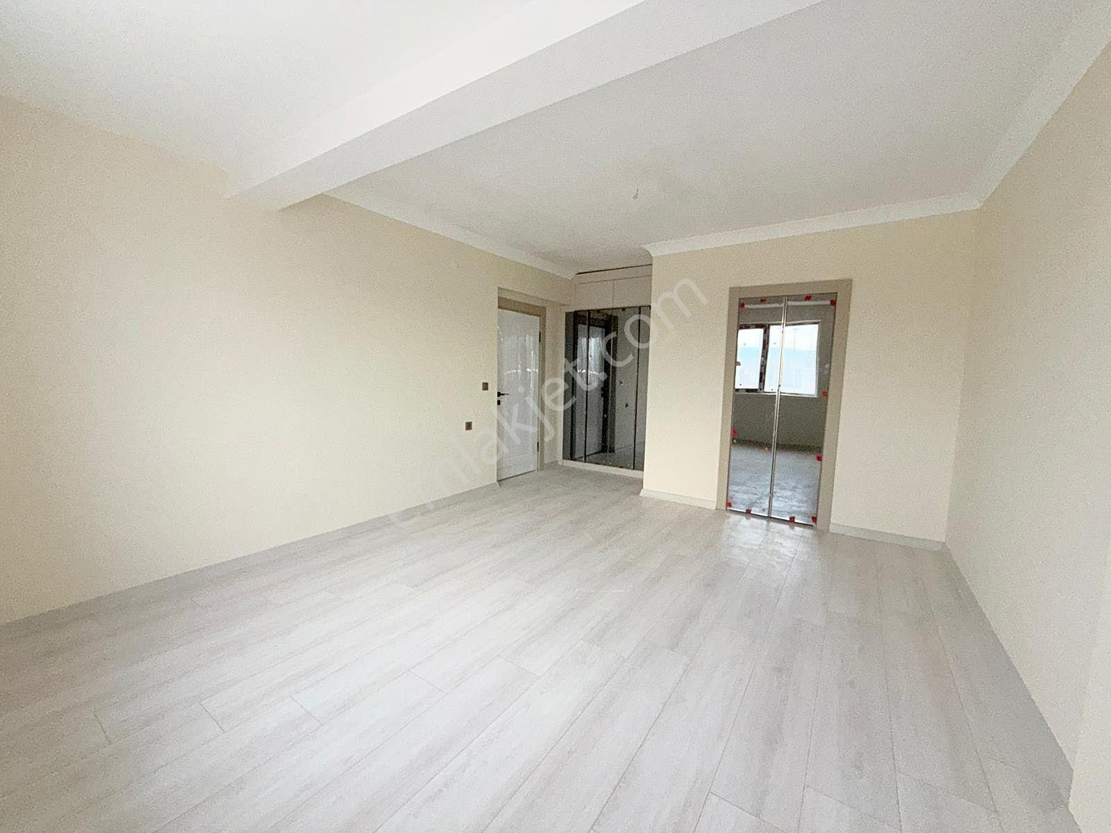 Yıldız'dan Köşe Başı Ara Kat Çok Geniş Park Cepheli 3+1 Fırsatı! - Görsel 27