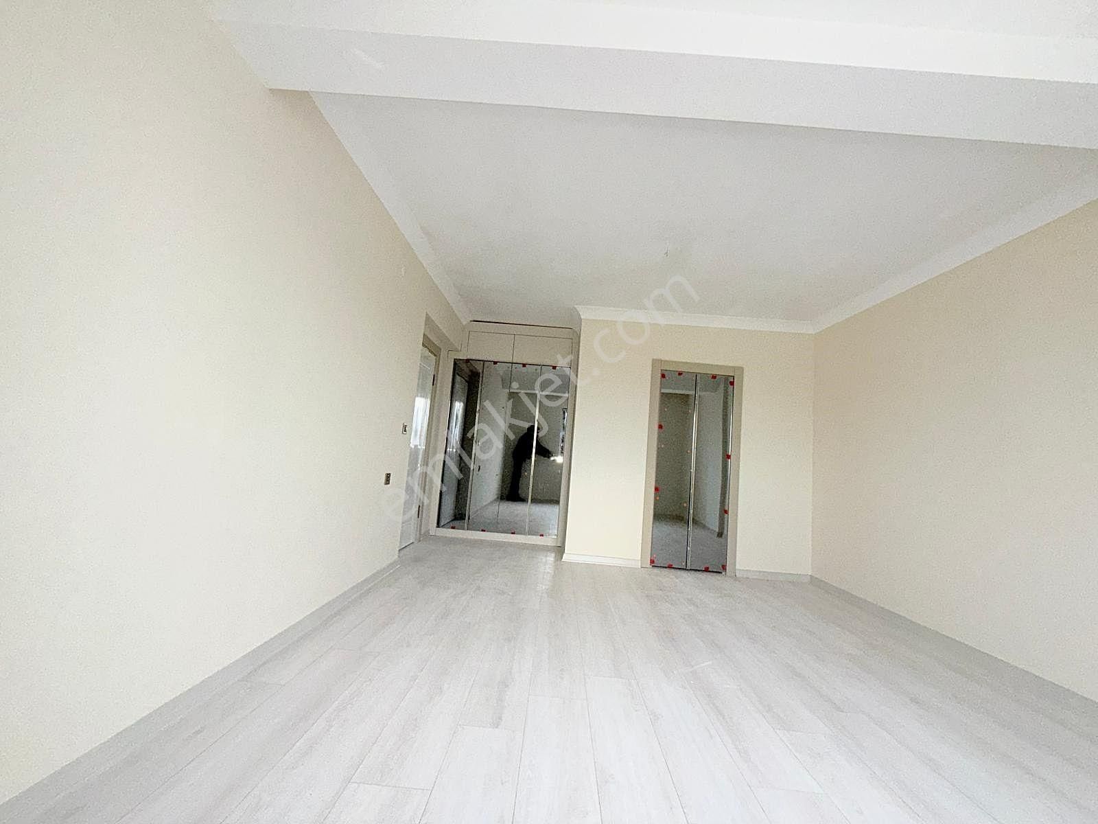 Yıldız'dan Köşe Başı Ara Kat Çok Geniş Park Cepheli 3+1 Fırsatı! - Görsel 25