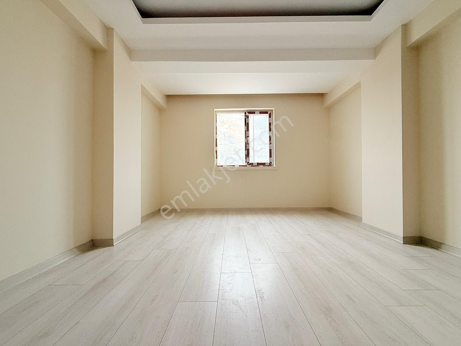 Yıldız'dan Köşe Başı Ara Kat Çok Geniş Park Cepheli 3+1 Fırsatı! - Görsel 16