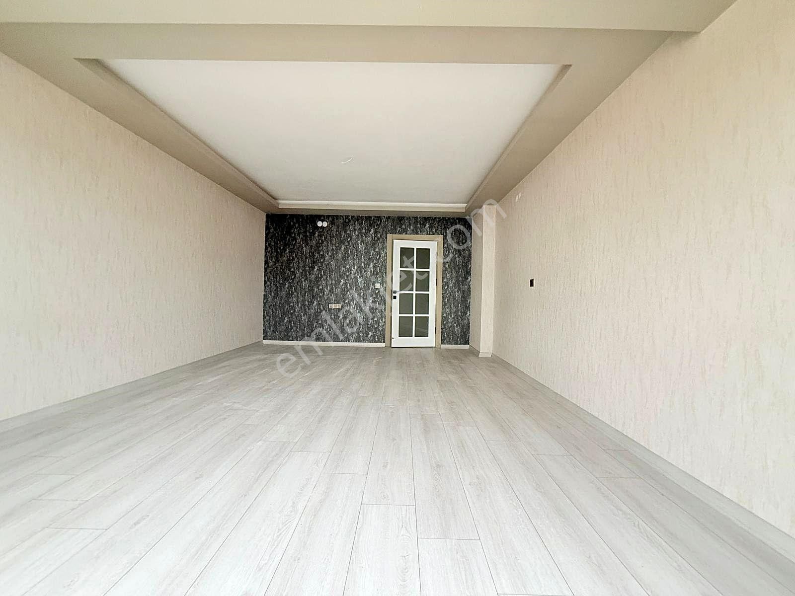 Yıldız'dan Köşe Başı Ara Kat Çok Geniş Park Cepheli 3+1 Fırsatı! - Görsel 11