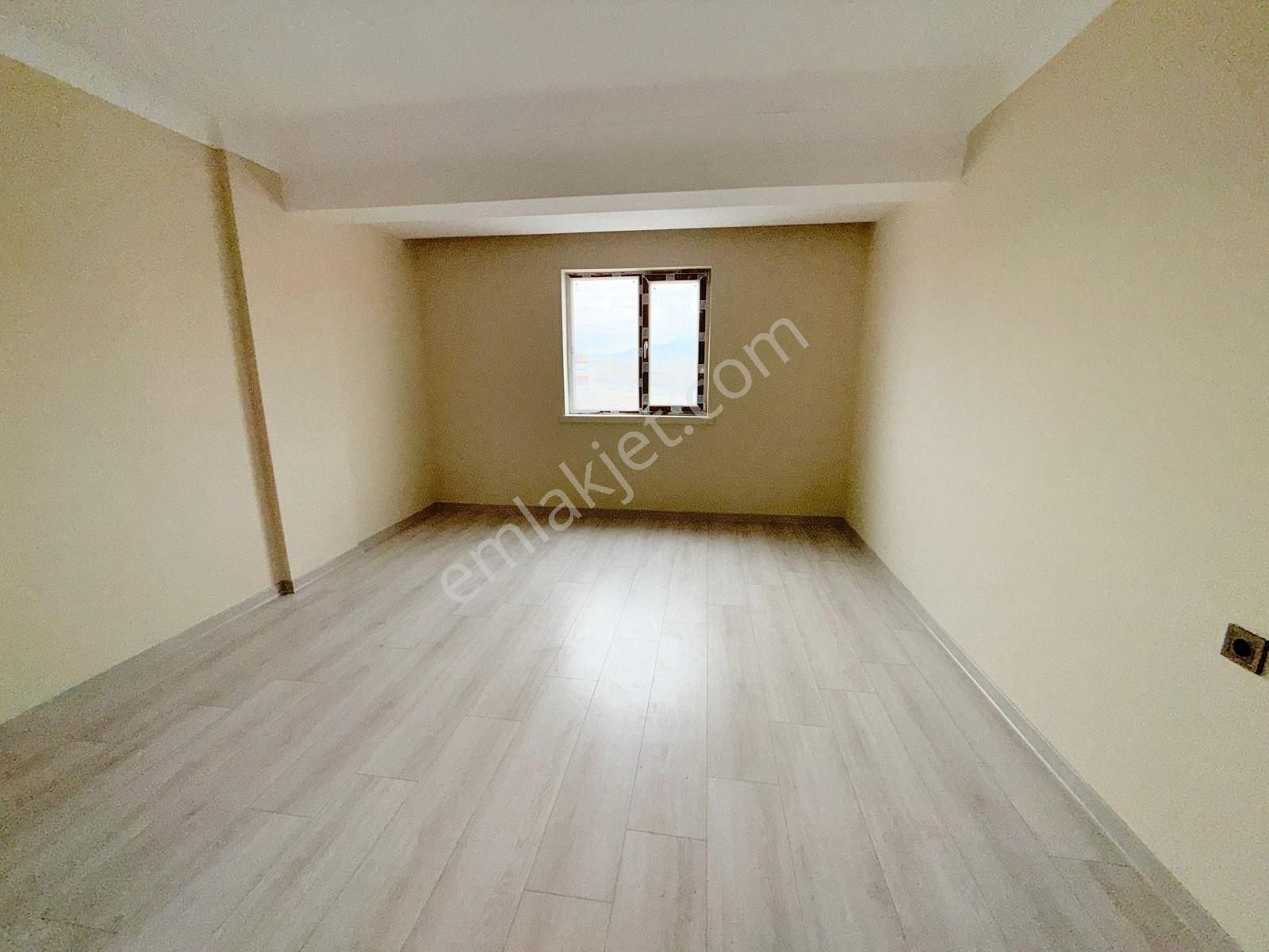 Yıldız'dan Köşe Başı Ara Kat Çok Geniş Park Cepheli 3+1 Fırsatı! - Görsel 23