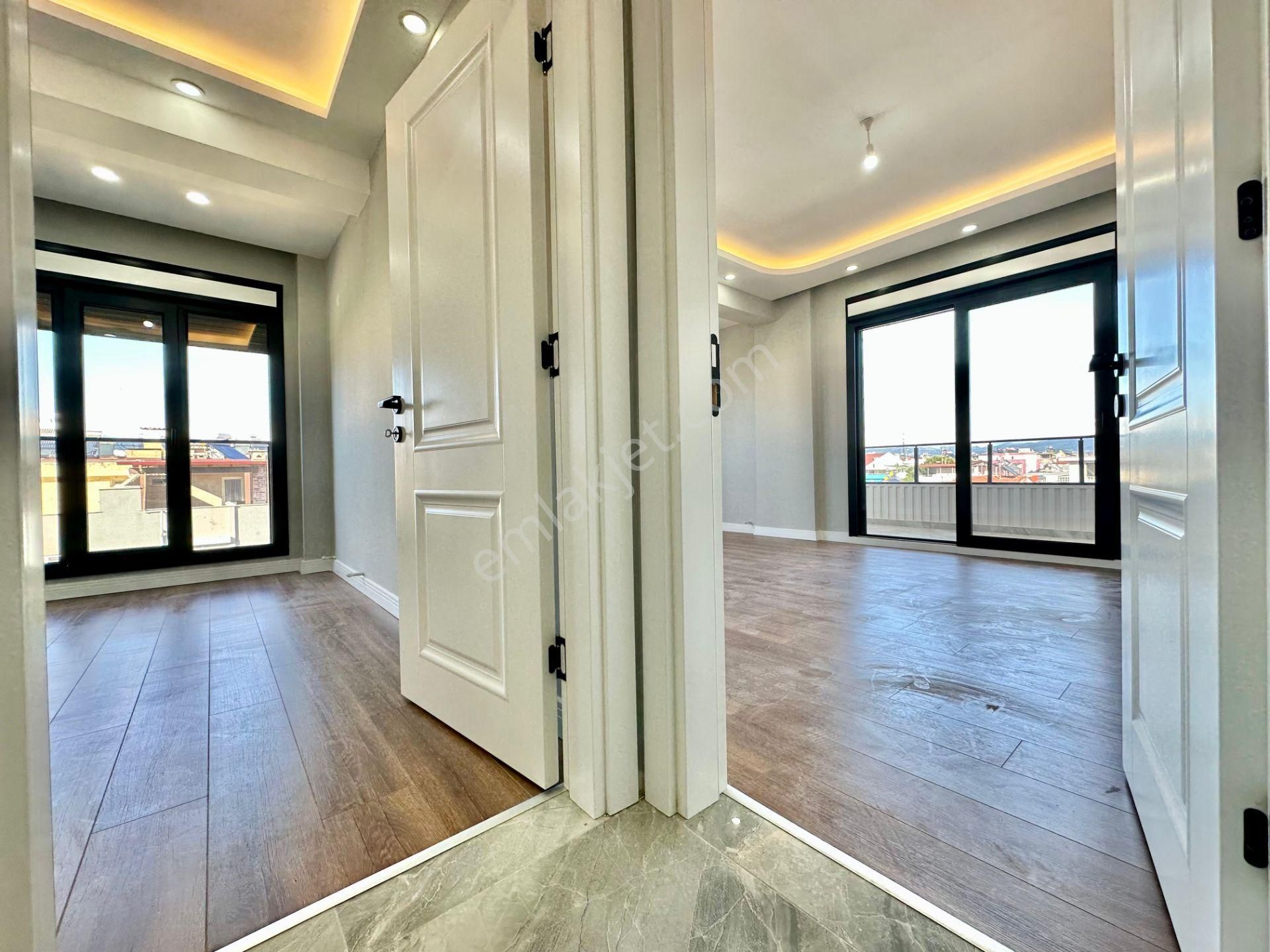 ꧁akçay Ay Emlak'tan꧂altınkum'da Denize Sadece 100 Mt Manzaralı Teraslı Satılık 3+1 Dublex Daire - Görsel 24