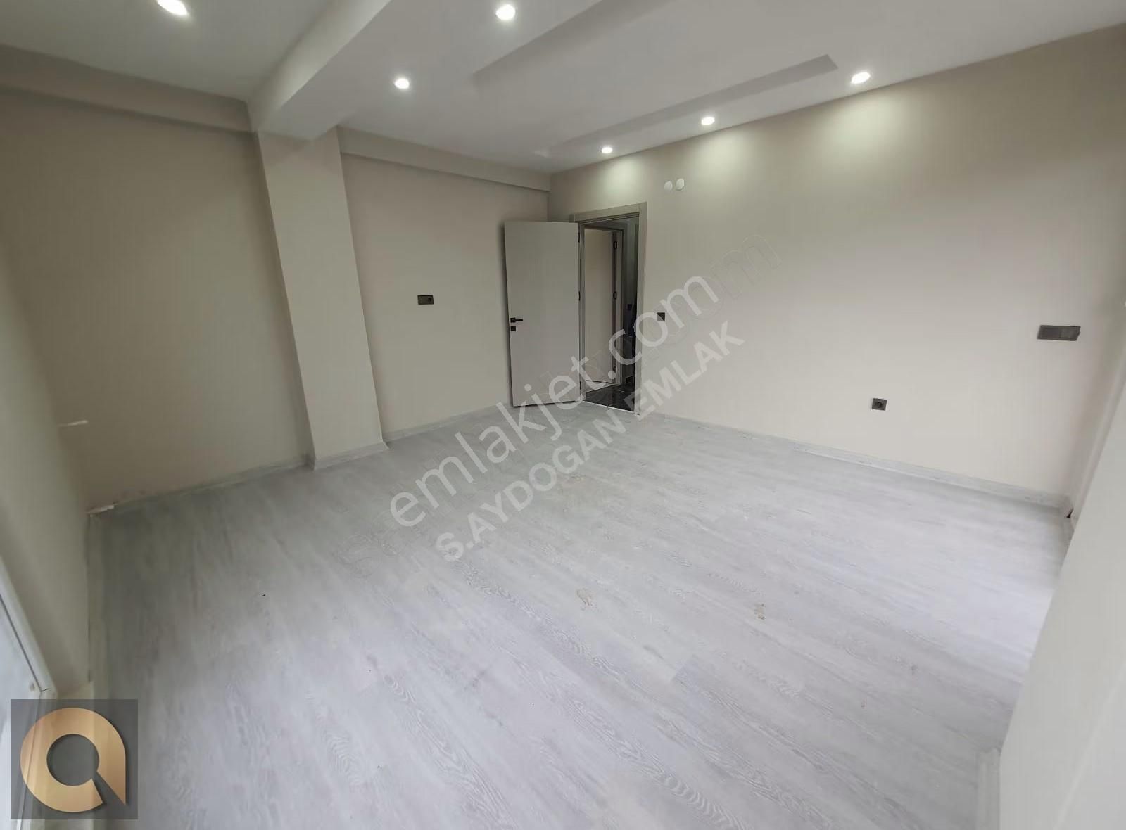 Varsak Karşıyaka'da 2+1 Ayrı Mutfaklı Satılık Daire