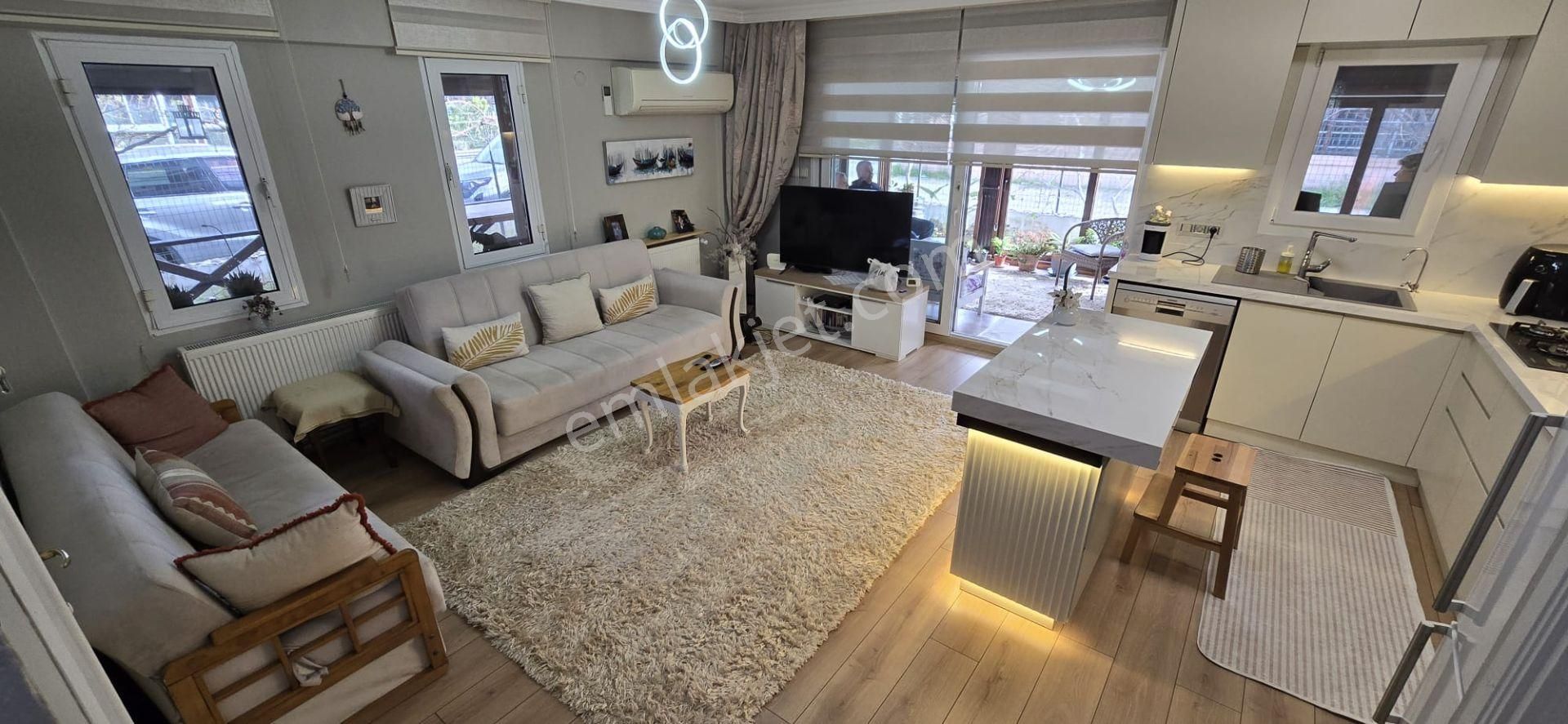 Yenifoça Gencellide Sahile 150m.satılık Tam Müstakil Trıbleks - Görsel 19