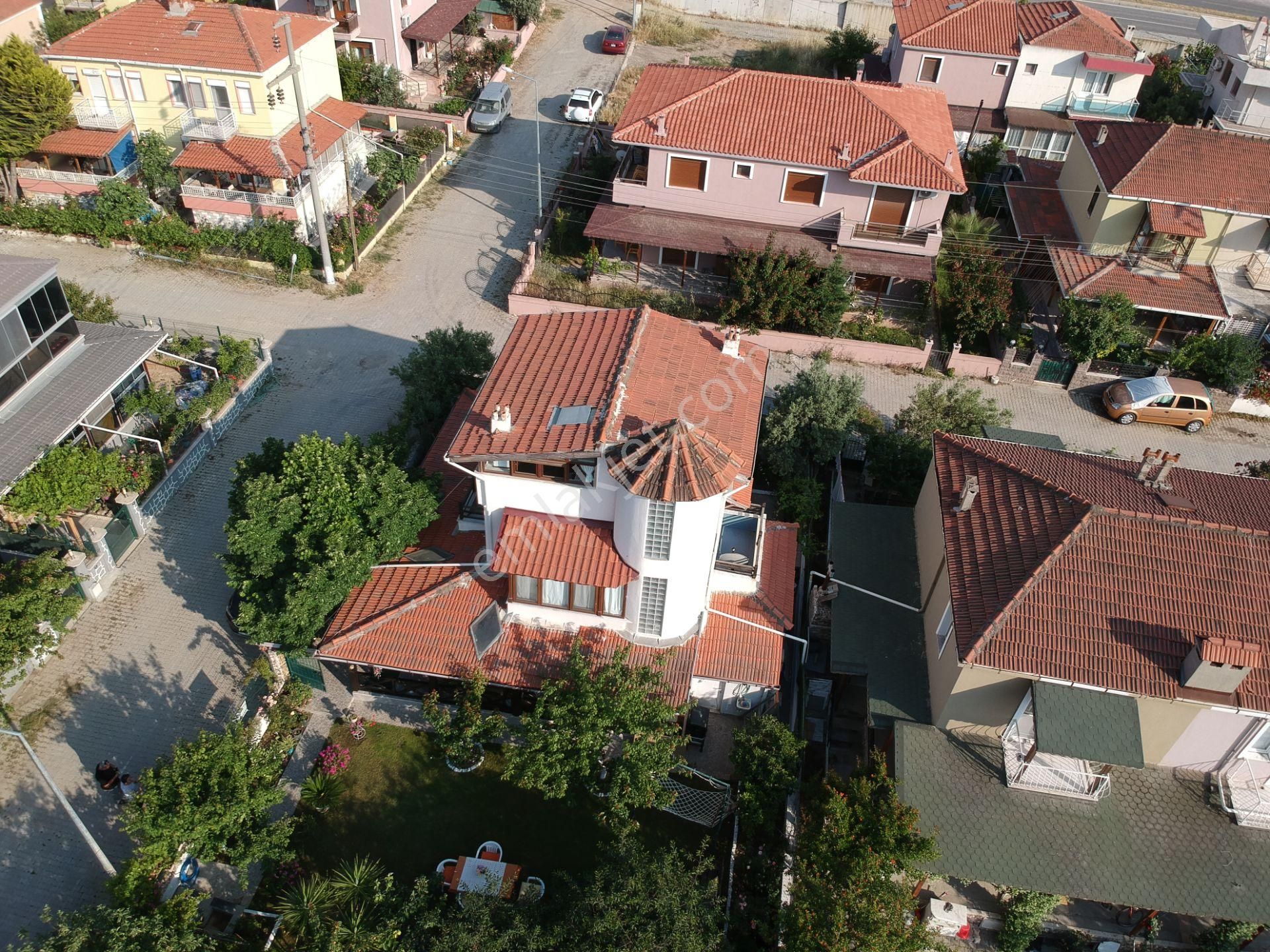 Yenifoça Gencellide Sahile 150m.satılık Tam Müstakil Trıbleks - Görsel 7