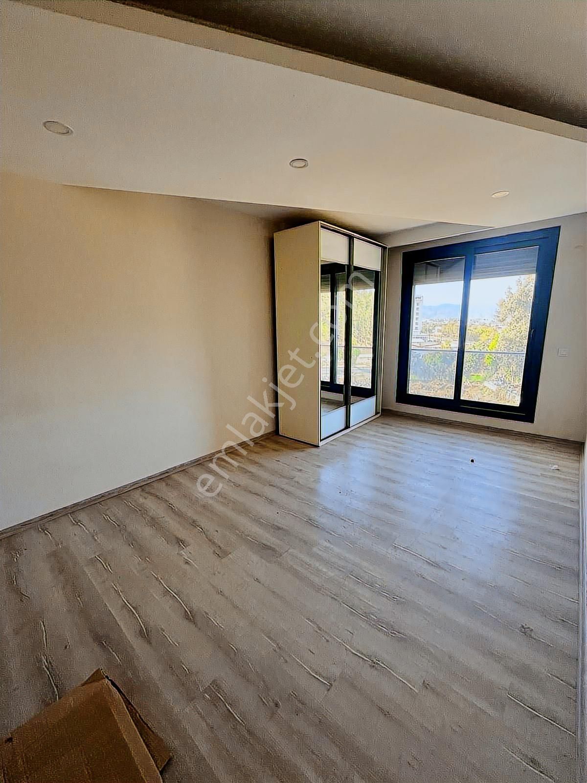 Kaçmazer'den Cafeler Sokağı Üzerinde Kiralık 2+1 Daire - Görsel 11