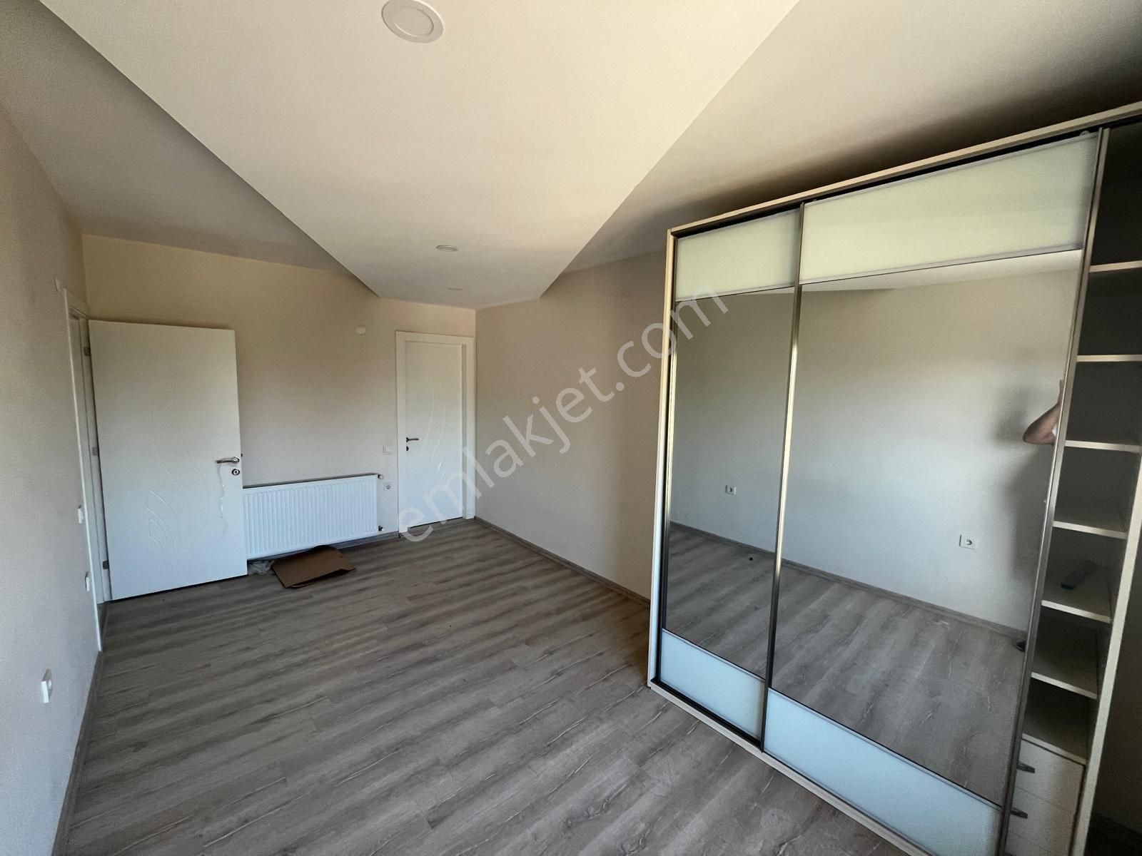 Kaçmazer'den Cafeler Sokağı Üzerinde Kiralık 2+1 Daire - Görsel 5