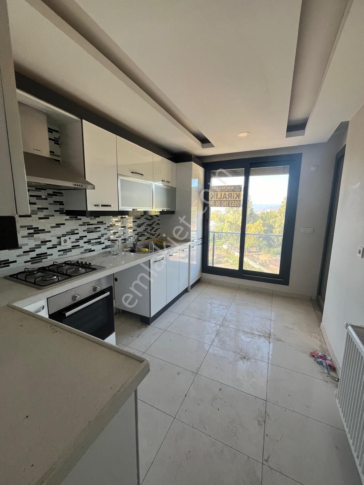 Kaçmazer'den Cafeler Sokağı Üzerinde Kiralık 2+1 Daire - Görsel 6