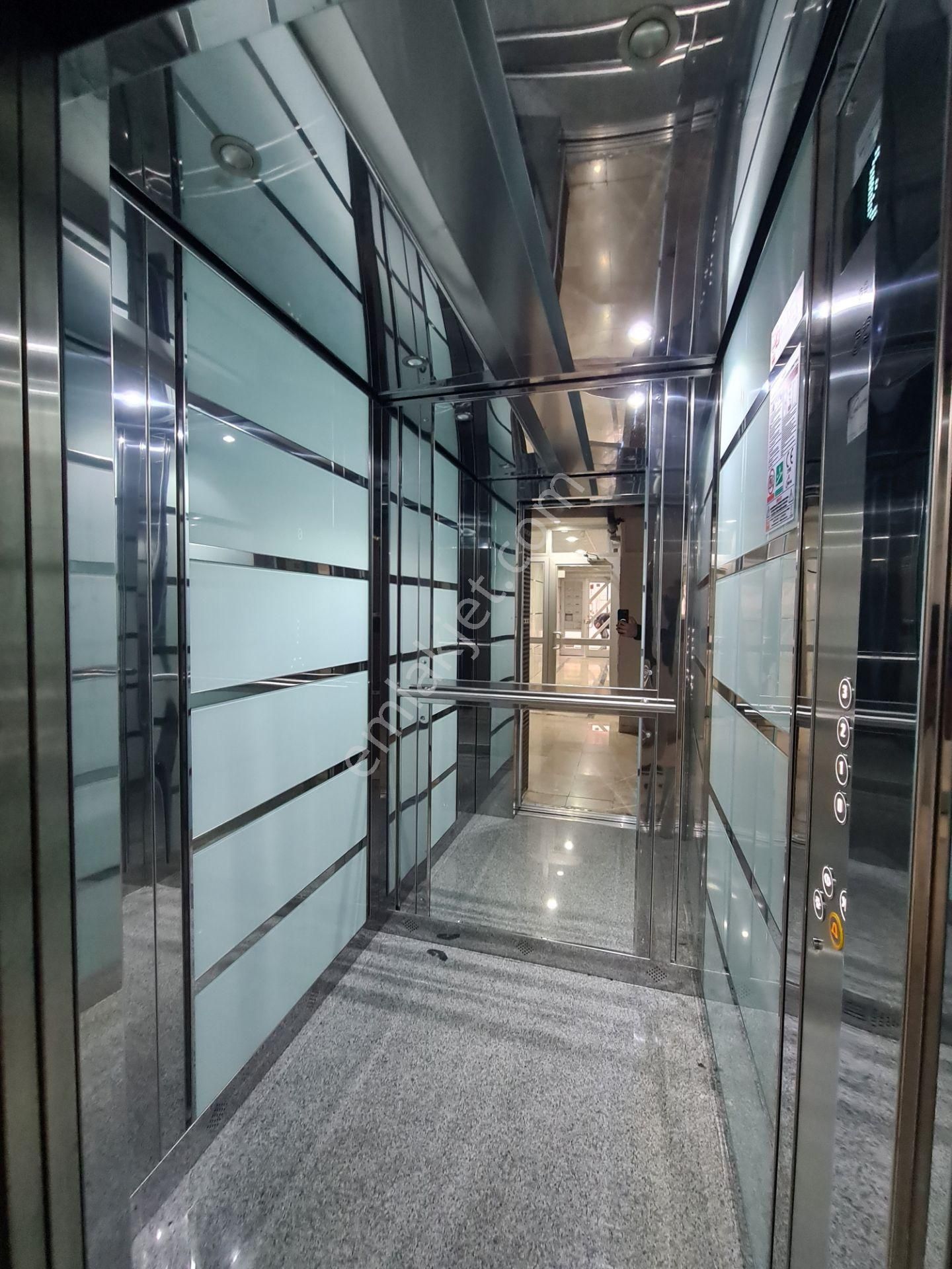 Hayri Erişen İ.ö.o Yakını Yeni Bina 2-banyolu Kiralık Geniş 3+1 - Görsel 34