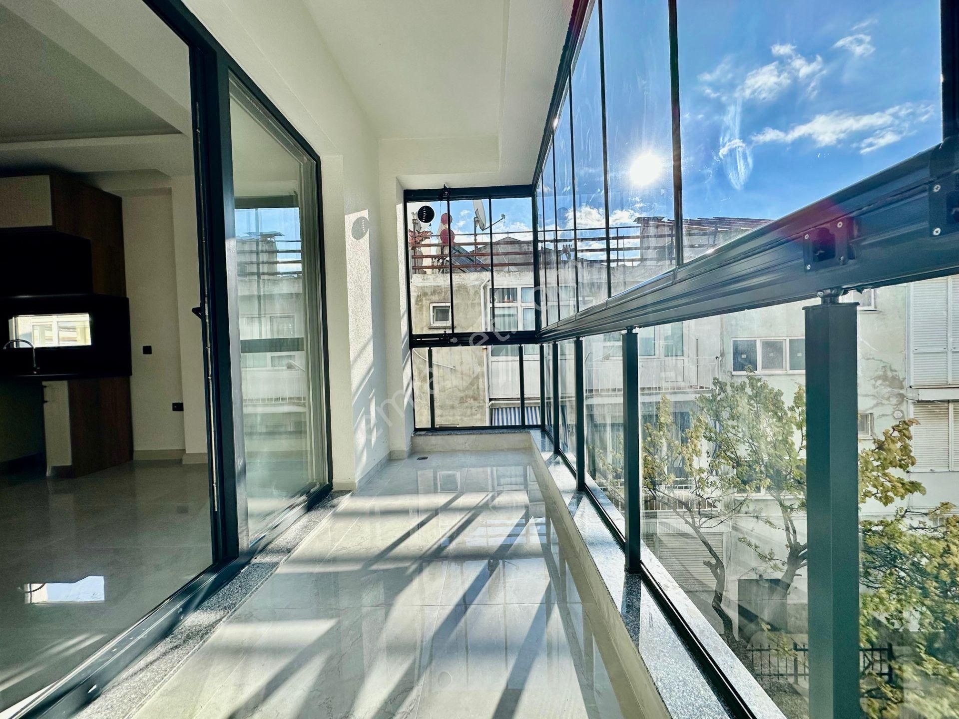 ⭐ay Emlaktan⭐akçay Altınkum'da Denize 100 Mt Ön Cephe Arakat Kapalı Balkonlu Satılık 1+1 Lüx Daire - Görsel 12
