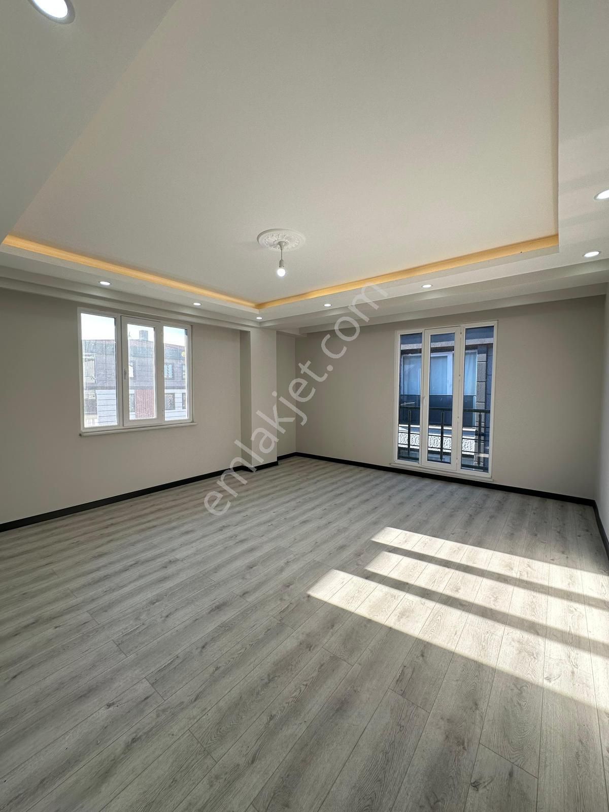 Ergünler İnşaattan Cadde Dibinde 2+1 Satılık Daire