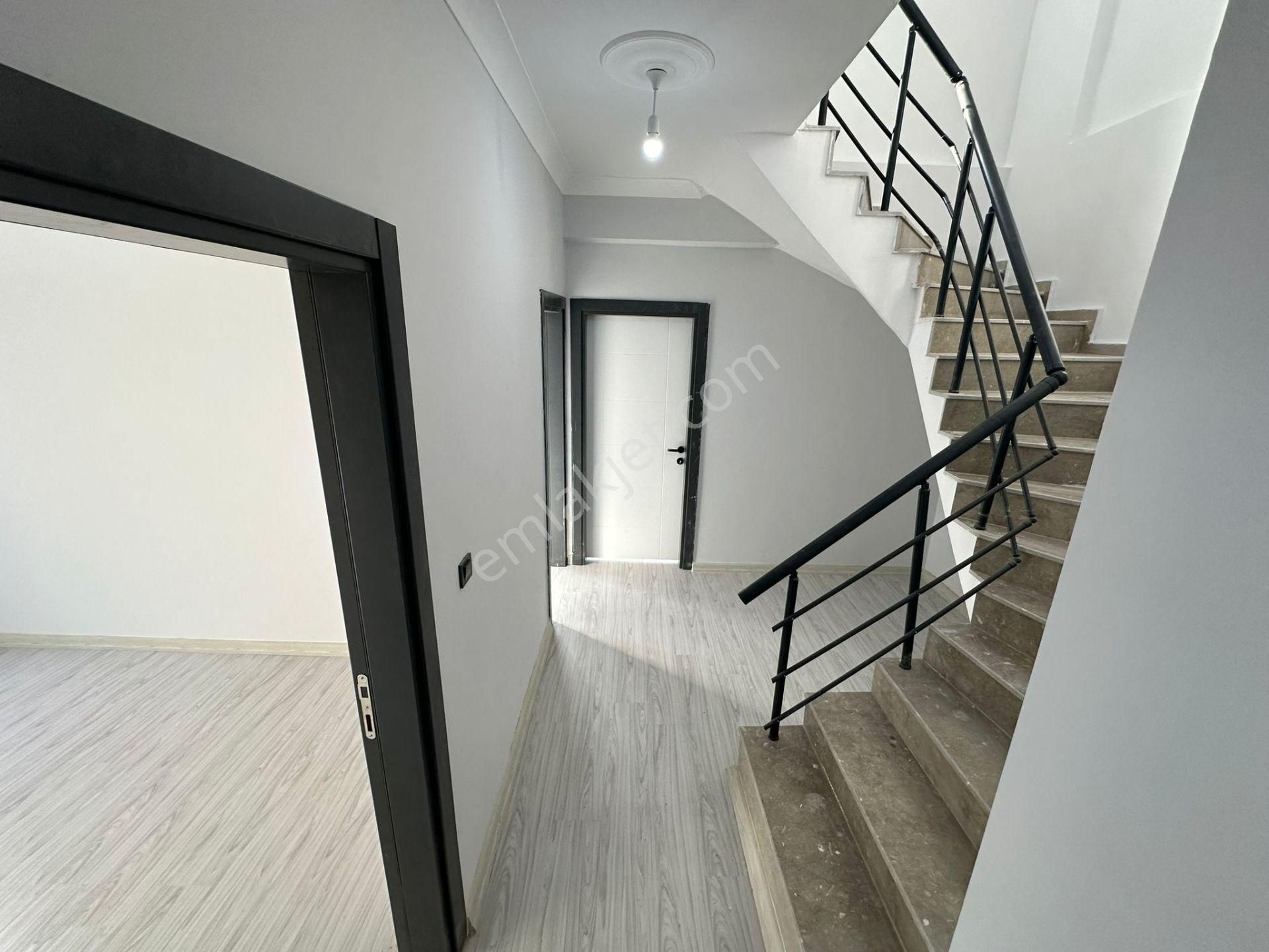 ꧁akçay Ay Emlak'tan꧂altınkum'da Ön Cephe Denize Yakın Geniş Teraslı Lüks Yeni 4+1 Lüks Dublex Daire - Görsel 21