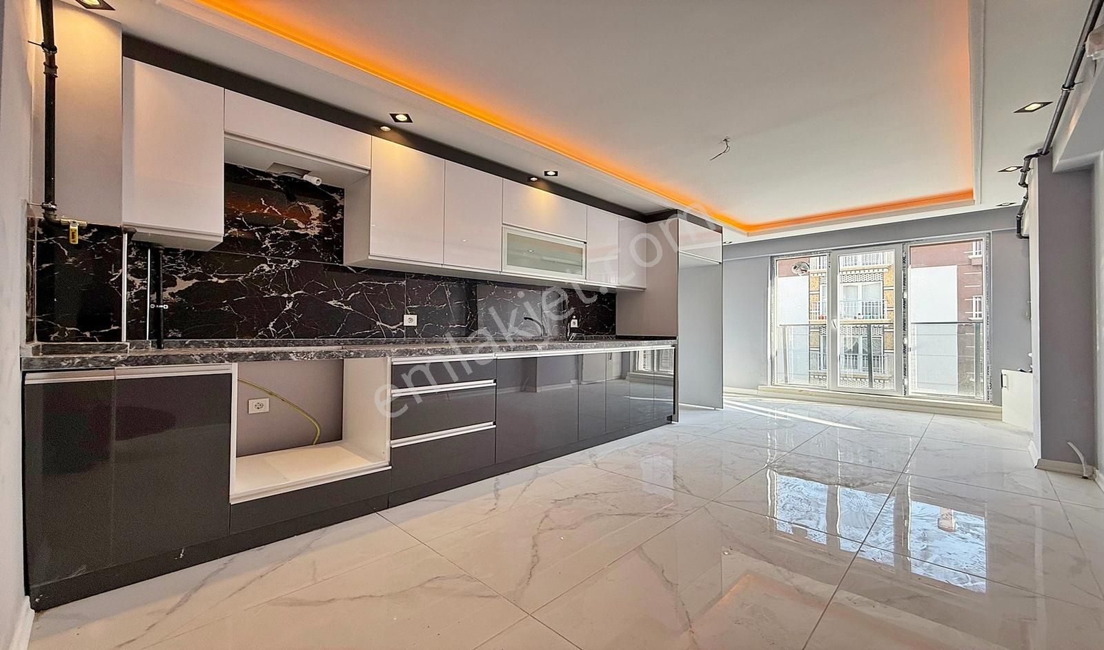 Yasa'dan Karakaya'da Sıfır 4+1 Ebeveyn Banyolu Full Yapılı !!