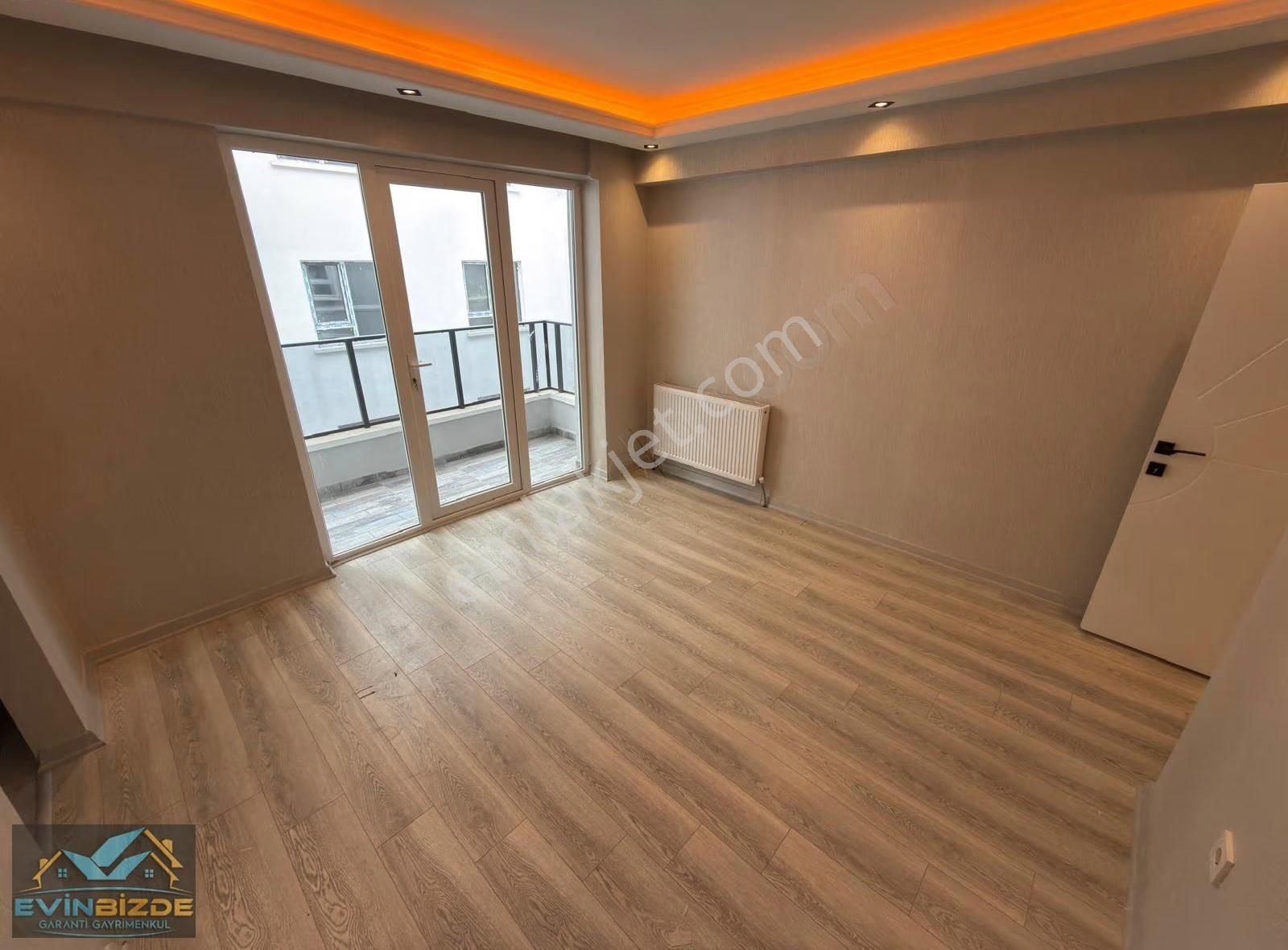 Keçiörende 4+1 Full Yaılı Kombili Petekli Giyinme Odalı İskanlı - Görsel 13